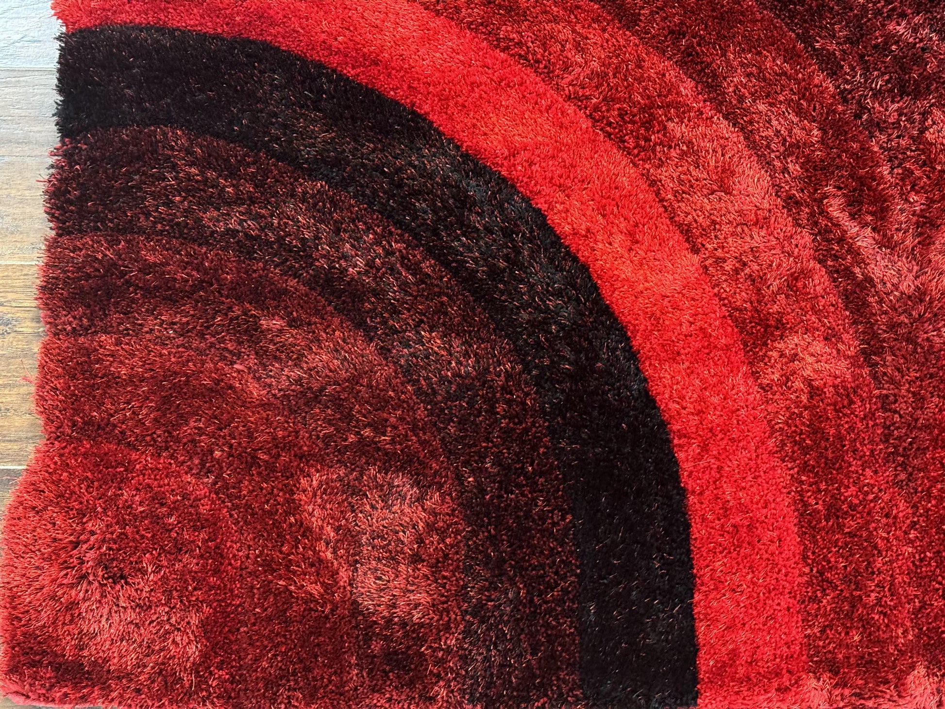 Red and Black Shag Rug 5x7, Pair A - Nuvé