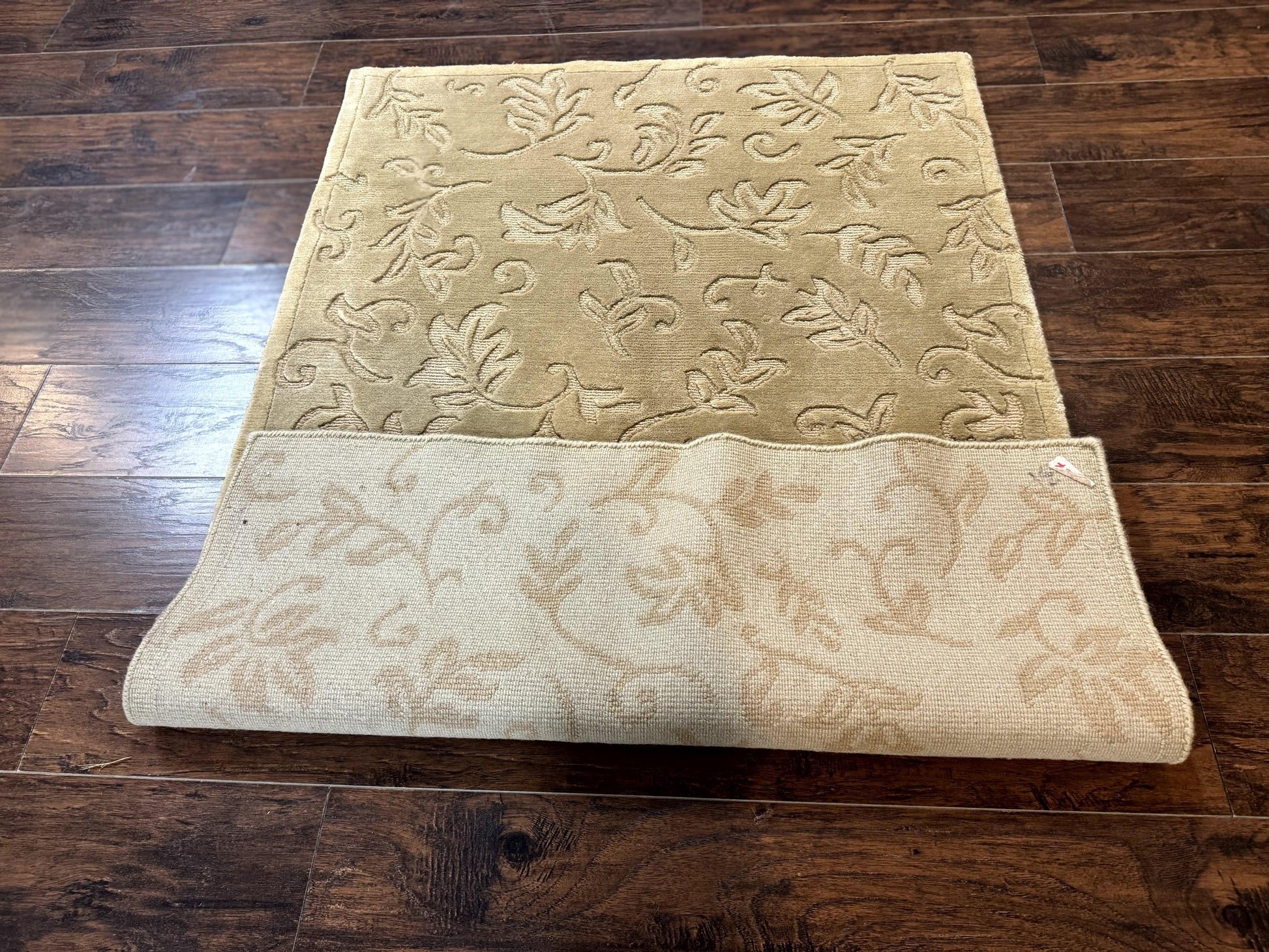 Modern Tibetan Rug 3.7 x 5.5, Carved Floral Design, Wool and Silk Highlights - Nuvé