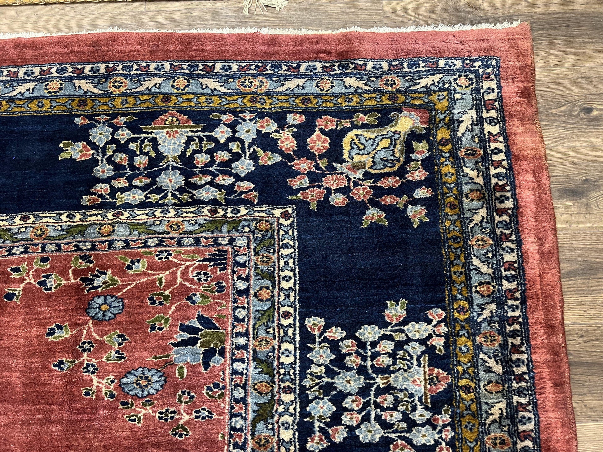 Large Persian Sarouk Rug 10x17, Open Field, Red and Navy Blue, Palace Sized Oversized Hand Knotted Wool Oriental Carpet Flowers Vases Antique 1920s - Nuvé