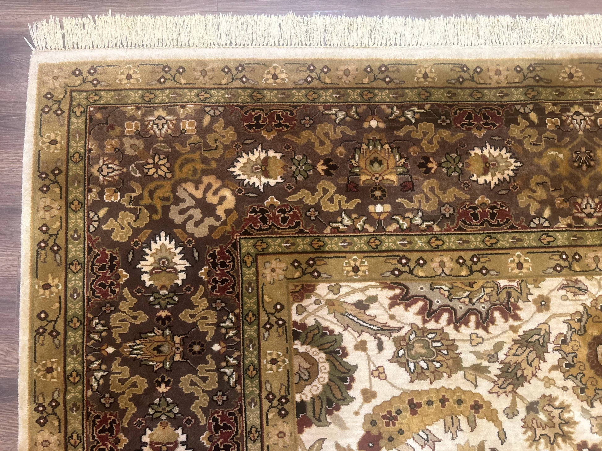 Indo Persian Mahal Rug 8x10, Floral Traditional Wool Oriental Carpet - Nuvé