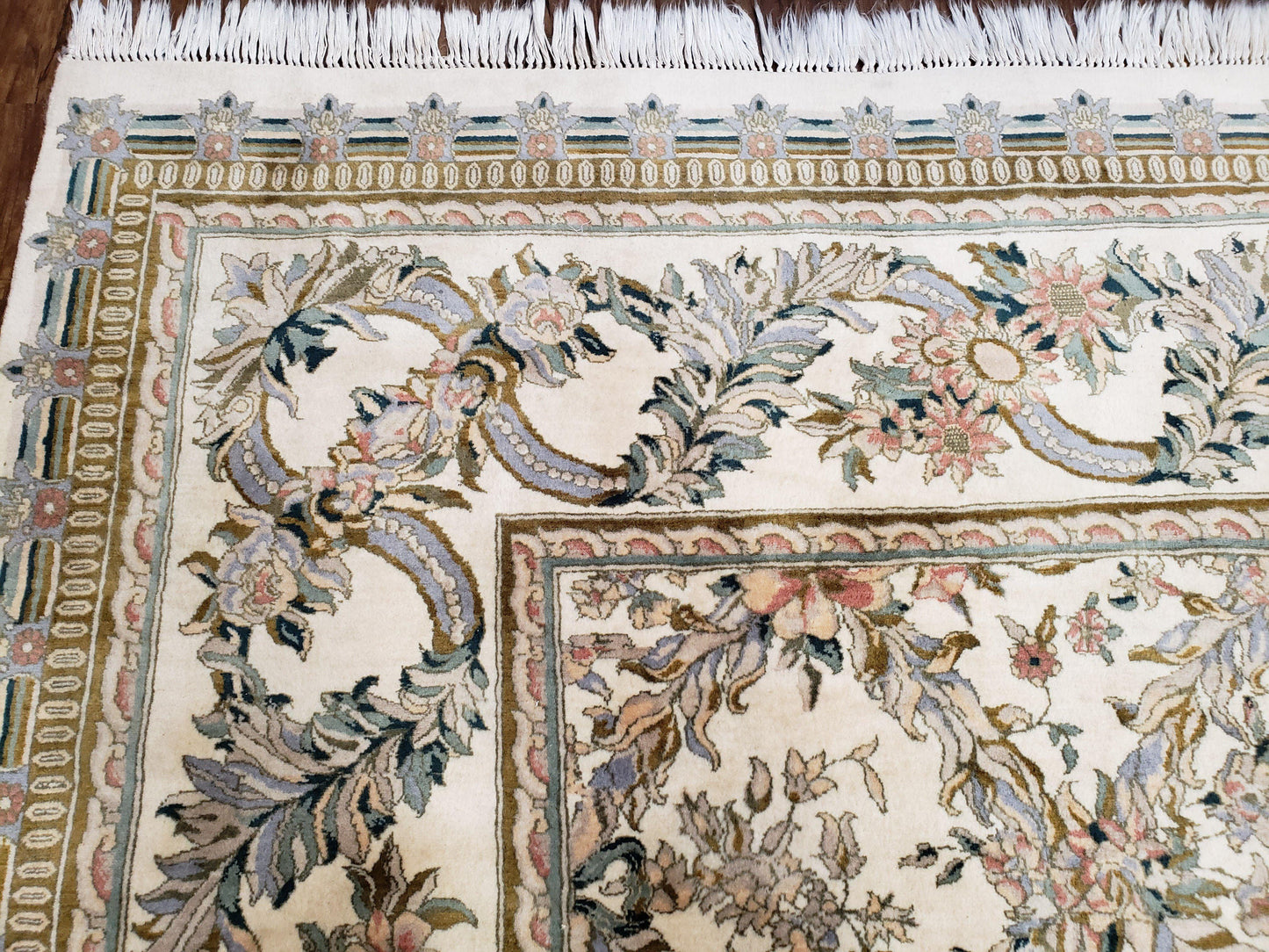 Pak Persian Floral Rug 11 x 12.6, Ivory, Very Fine, Hand Knotted - Nuvé