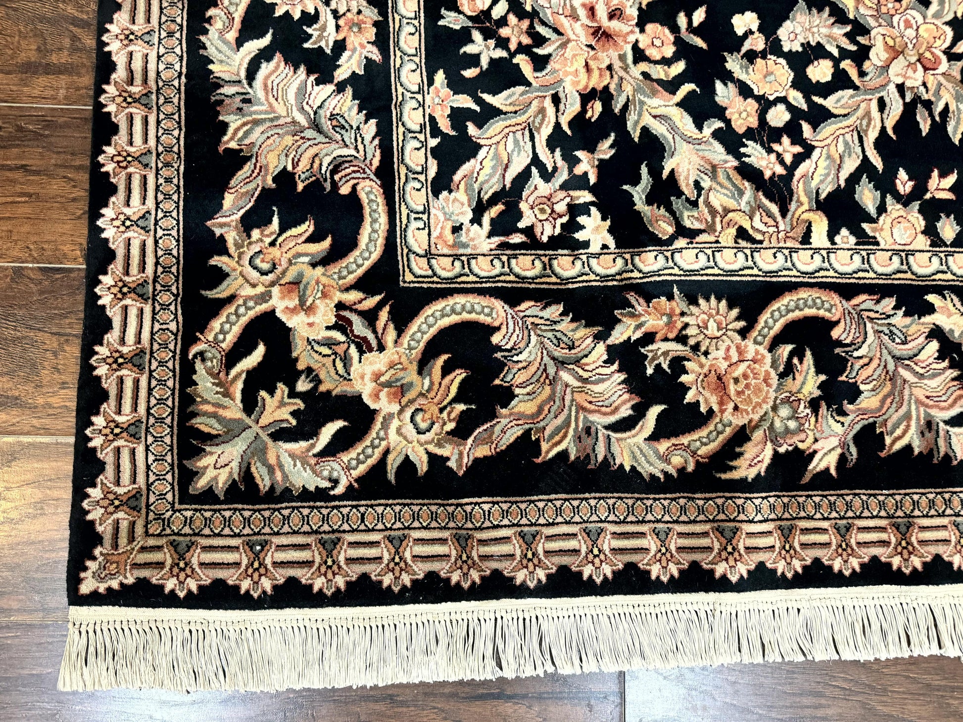 Pak Persian Rug 8x10, Black, Handmade - Nuvé