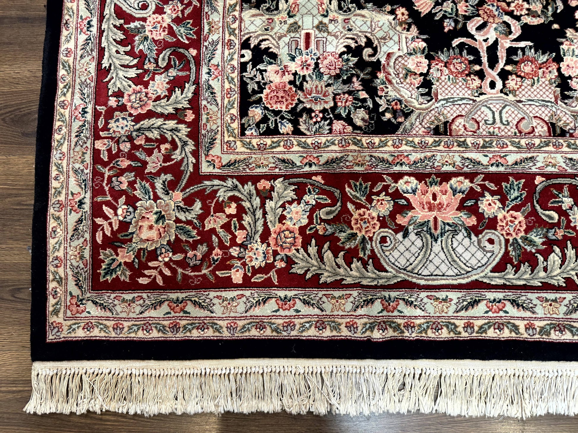 Sino Persian Rug 9x12, Black, Floral Bouquets - Nuvé