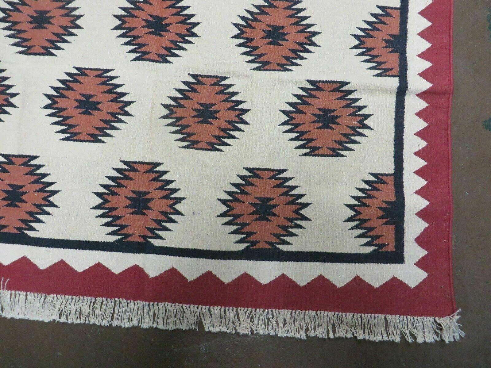 5' X 8' Hand Woven Wool Rug Contemporary Kilim Dhurrie Modern Oriental Area Rug - Nuvé