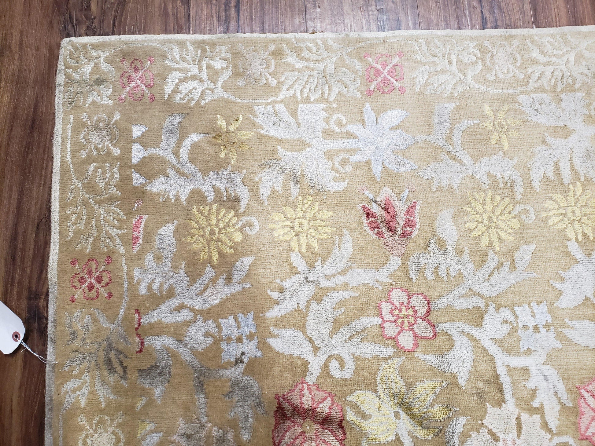 Modern Tibetan Rug 6x9, Wool and Silk Tibetan Rug, Handmade Tibetan Rug, Silk Flowers, Contemporary Rug, Soft Rug, Tibetan Area Rug, Tan - Nuvé