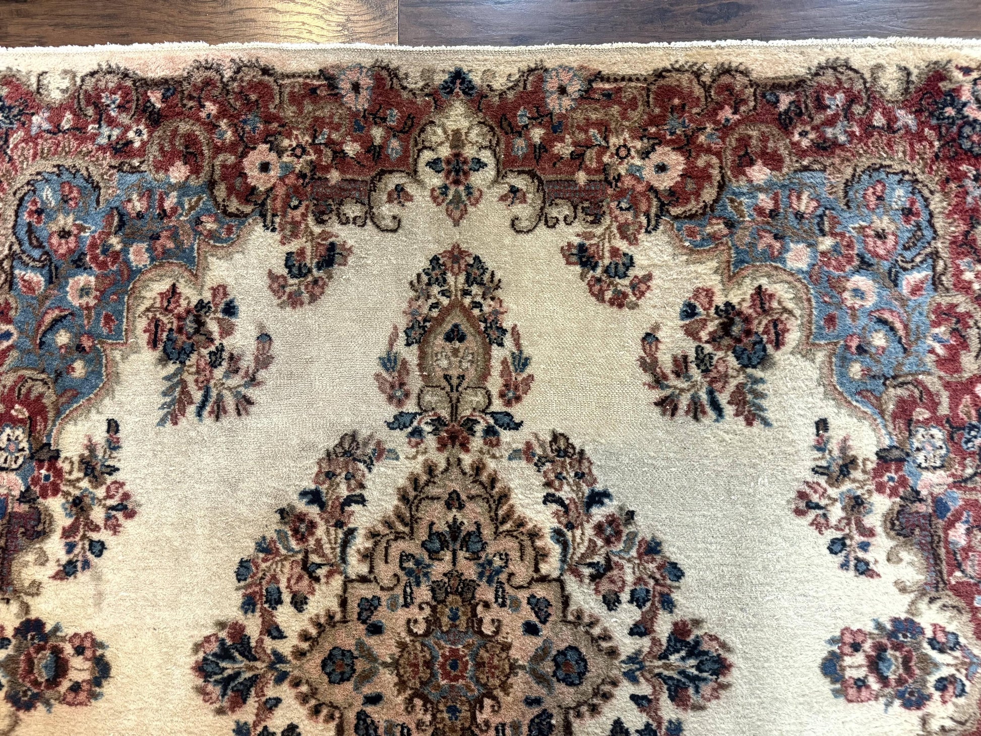 Square Persian Kerman Rug, Beige/Cream and Light Blue, Traditional Persian Rug, 5.5 x 5.5 ft - Nuvé