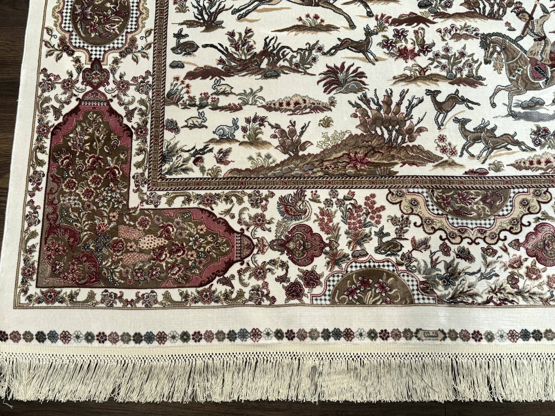 Turkish Silk Rug 5x8, Ivory, Hunting Design, Animal Pictorials, Bamboo Silk - Nuvé