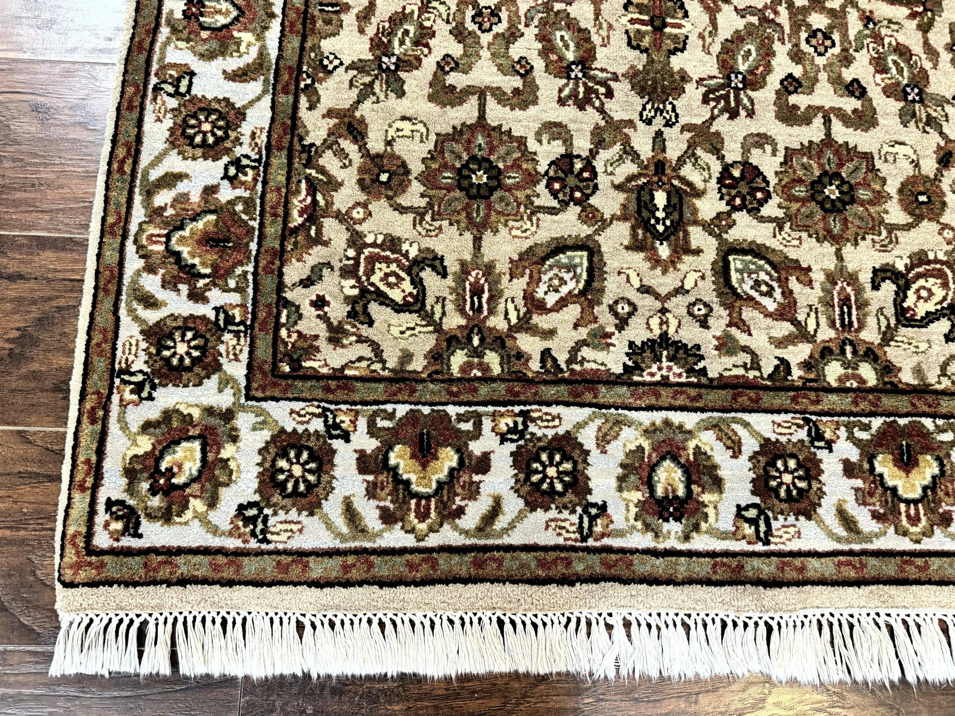 Pak Persian Rug 4x6, Floral Allover Vintage Oriental Carpet, Handmade Wool Rug - Nuvé