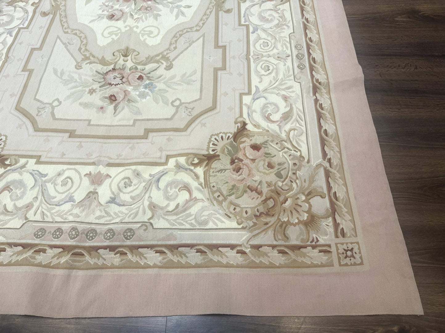 Aubusson Rug 6x9, Elegant, Flatweave, French European Design - Nuvé