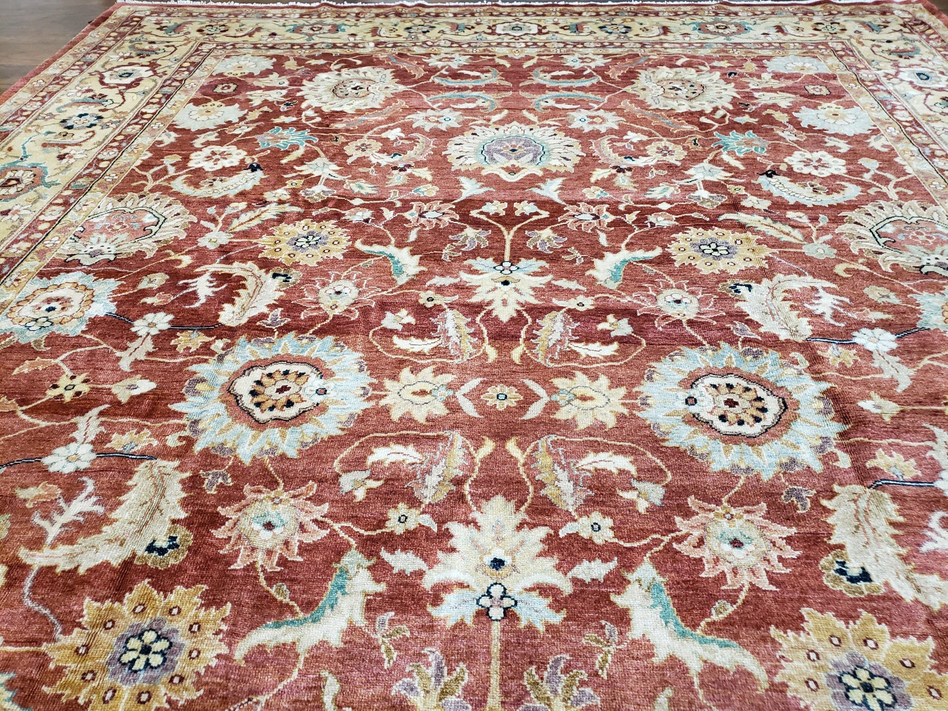 Safavieh Room Sized Rug 10x14, Wool Hand-Knotted Auburn Red & Light Gold Egyptian Mahal Oriental Carpet, 10 x 14 Large Living Room Rug - Nuvé