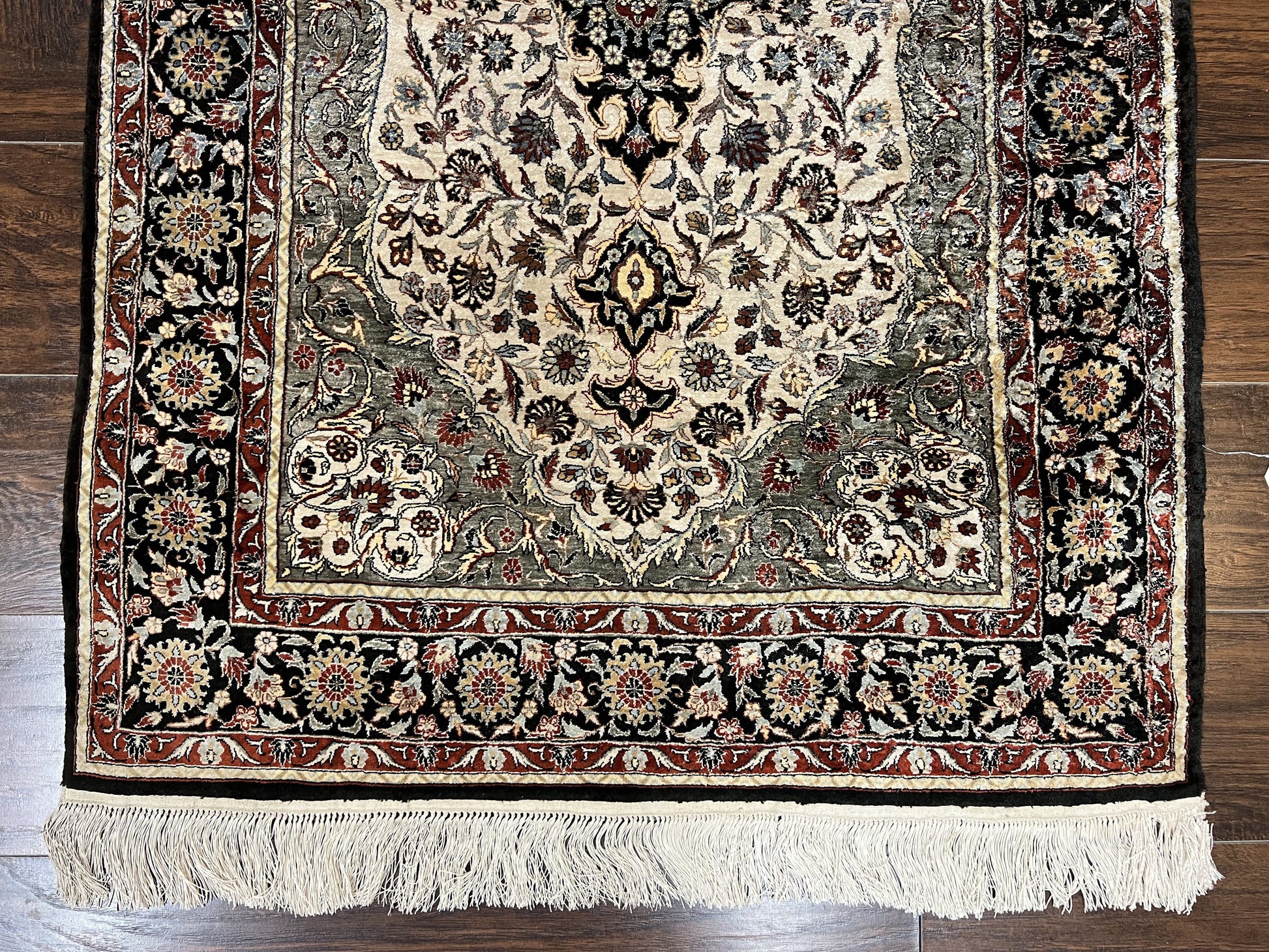Silk Sino Persian Rug 3x5, Floral Medallion, Hand Knotted Silk Pile Silk Foundation, Traditional Silk Handmade Oriental Carpet, Cream Black - Nuvé