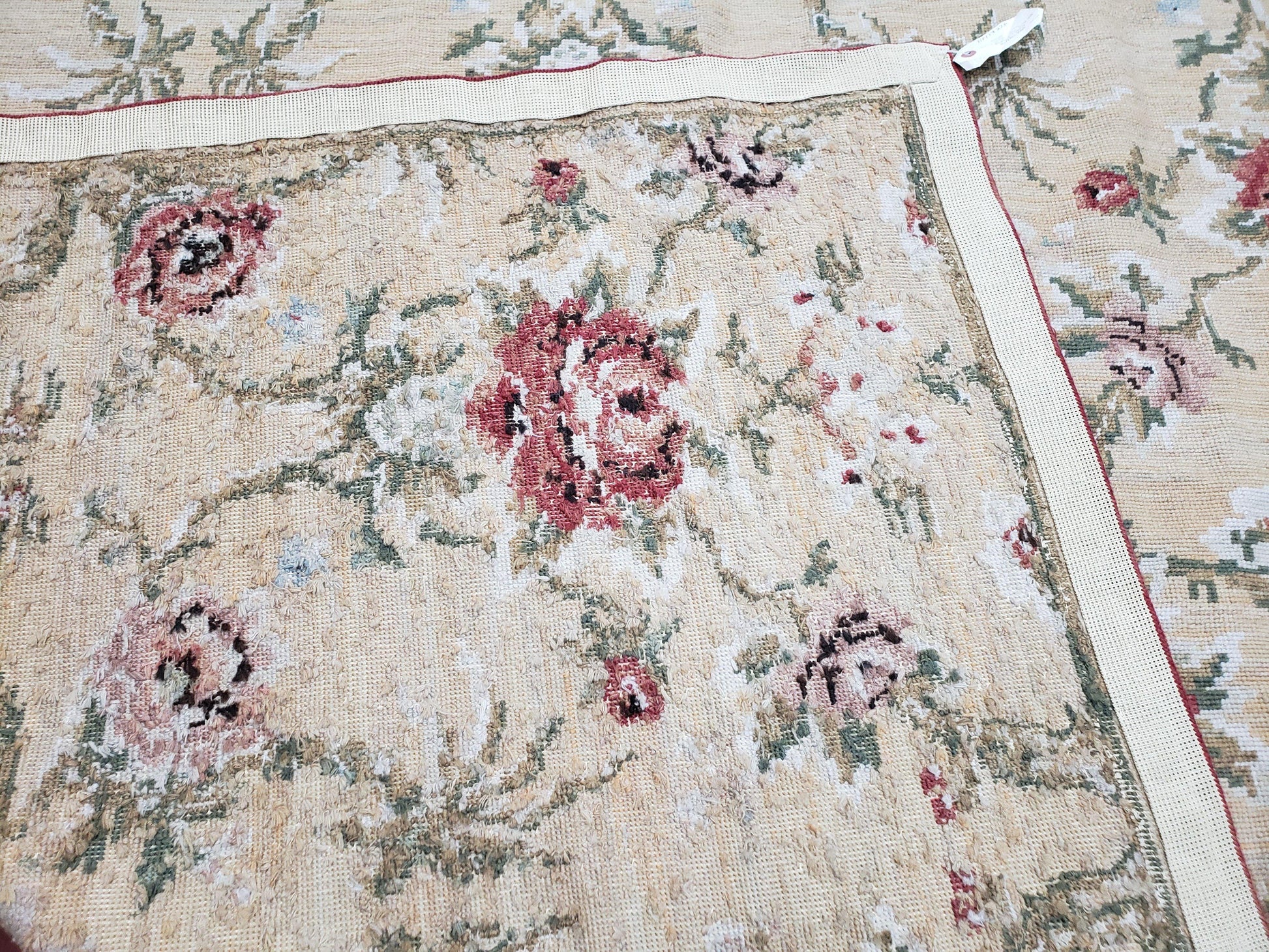 Needlepoint Rug 10x14 Wool Flatweave Carpet, English Floral Pattern, Pale Yellow, Roses, Allover Pattern, Handmade Large Needlepoint Nice - Nuvé