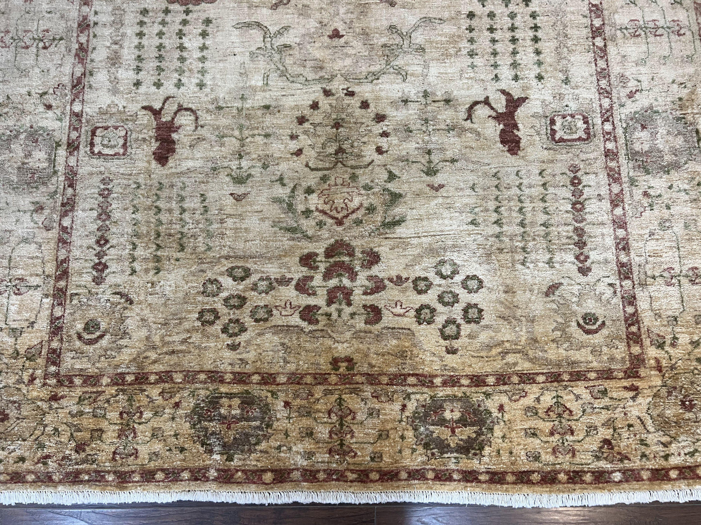 Pakistani Oushak Rug 6 x 9.6, Handmade Wool Peshawar Carpet, Farmhouse Rug - Nuvé