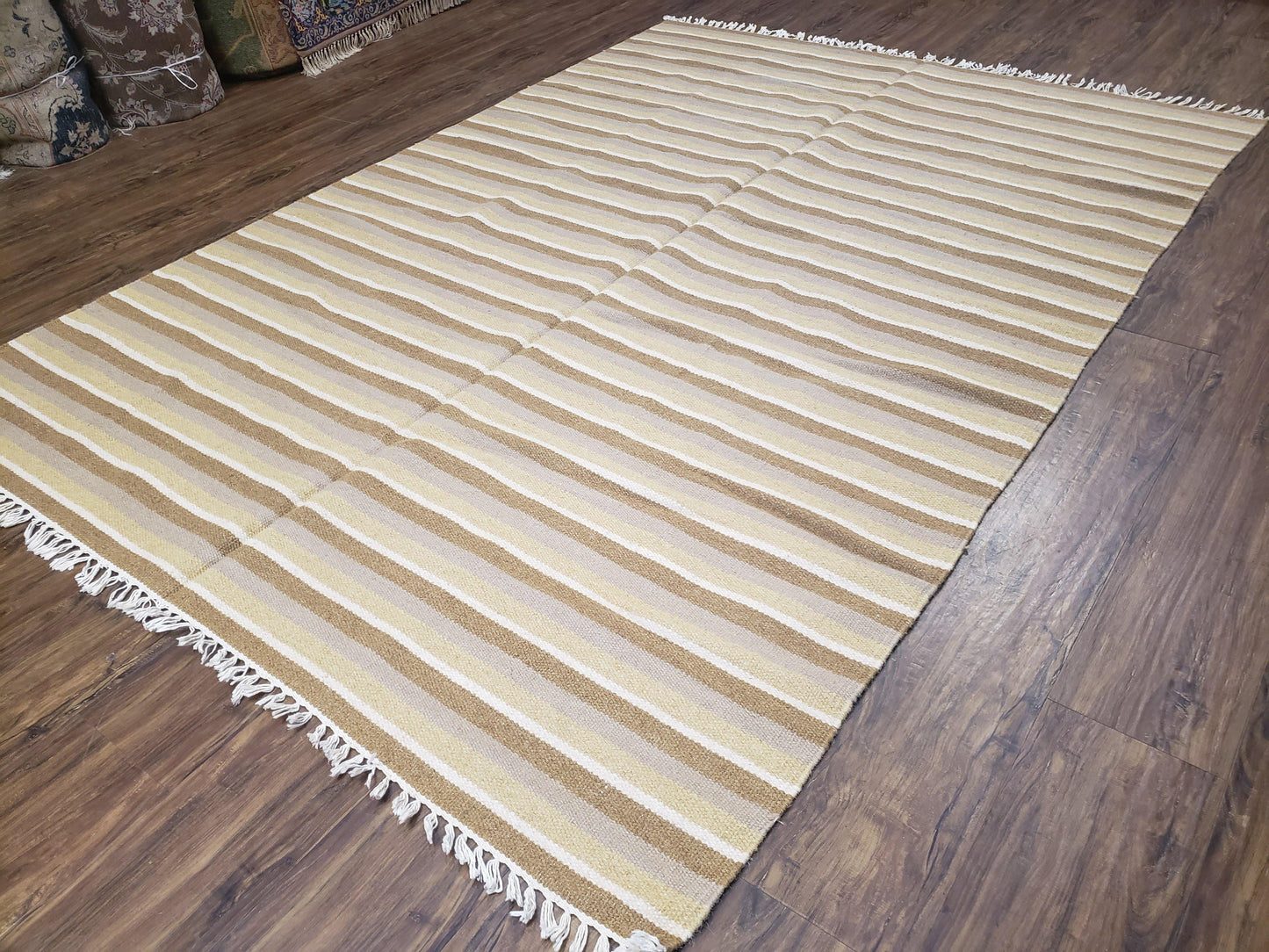 New Indian Striped Blanket, Multicolor Earthern Tones Kilim Rug, Wool Handmade South American Style Blanket, Queen Sized Bedspread 5x8 - 6x8 - Nuvé
