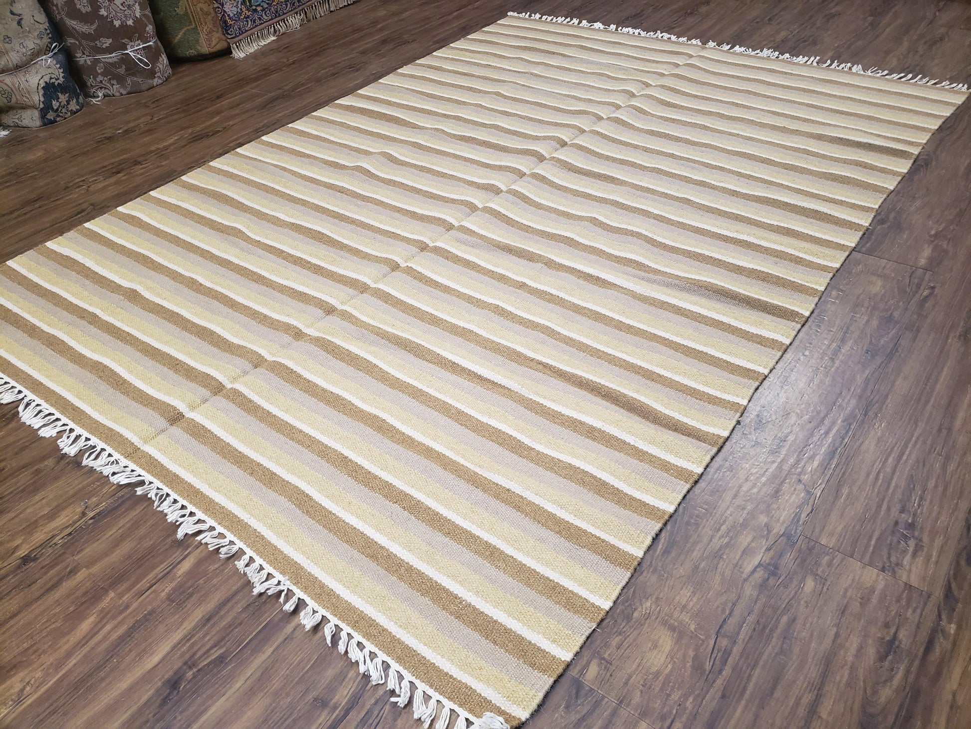 New Indian Striped Blanket, Multicolor Earthern Tones Kilim Rug, Wool Handmade South American Style Blanket, Queen Sized Bedspread 5x8 - 6x8 - Nuvé