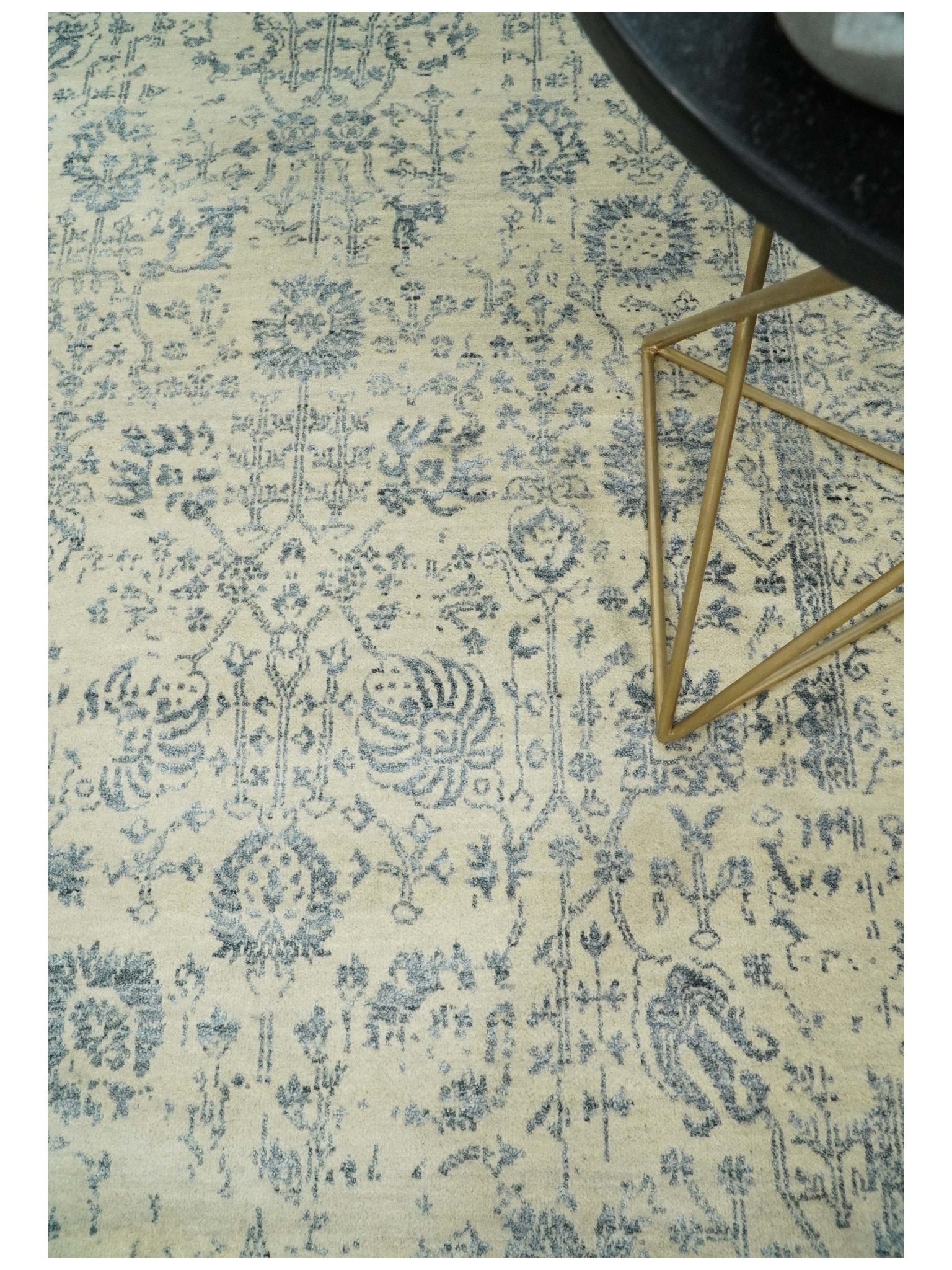 4x6 Fine Hand Knotted Beige and Gray Traditional Vintage Persian Style Antique Wool and Silk Rug | AGR14 - Nuvé