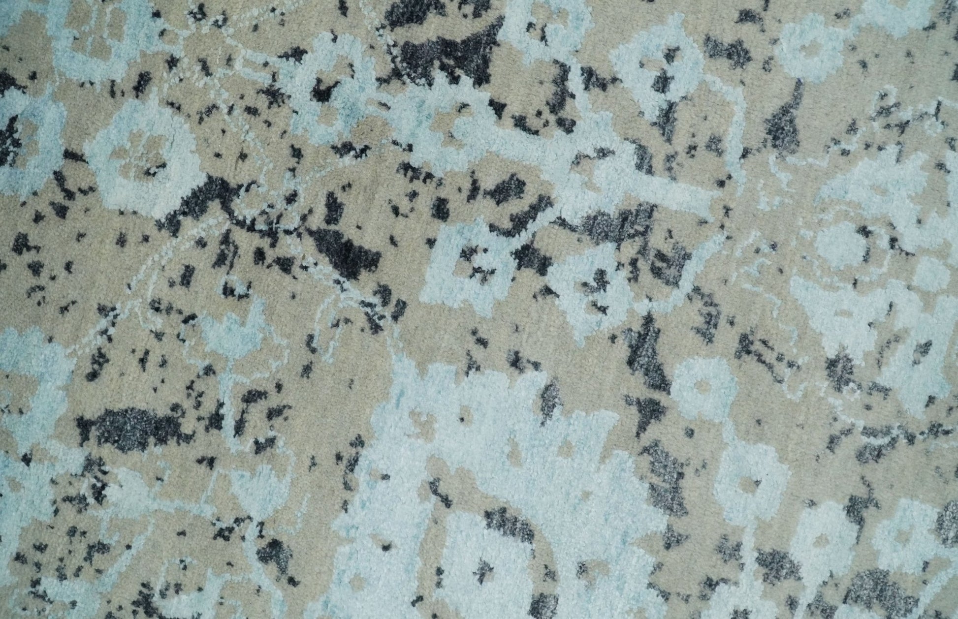 4x6 Fine Hand Knotted Aqua, Beige and Black Traditional Vintage Persian Style Antique Wool and Bamboo Silk Rug | AGR10 - Nuvé