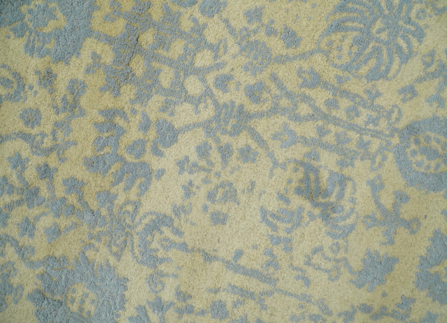 4x6 Fine Hand Knotted Gold and Silver Traditional Vintage Persian Style Antique Wool and Silk Rug | AGR11 - Nuvé