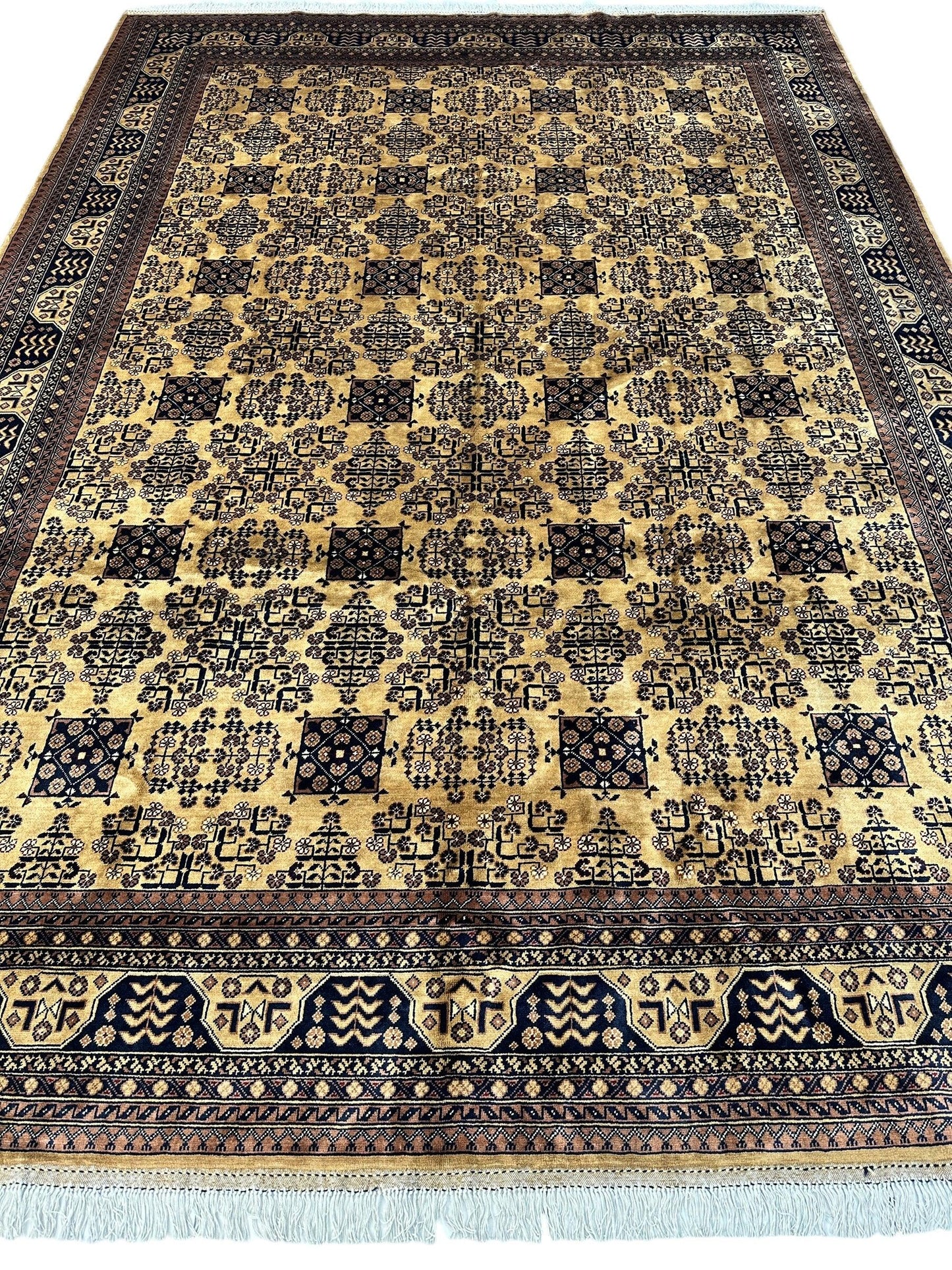 Hand-Knotted Afghan Bukhara Rug 8'4" x 11'10" - Wool, Geometric Patterns - Nuvé