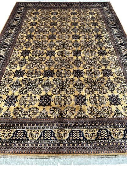 Hand-Knotted Afghan Bukhara Rug 8'4" x 11'10" - Wool, Geometric Patterns - Nuvé