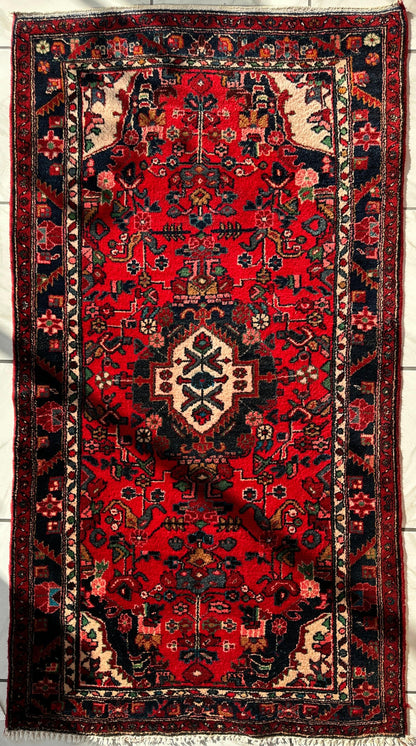 Hand-knotted Persian Hamadan wool Rug 3’8” x 6’4” - Nuvé