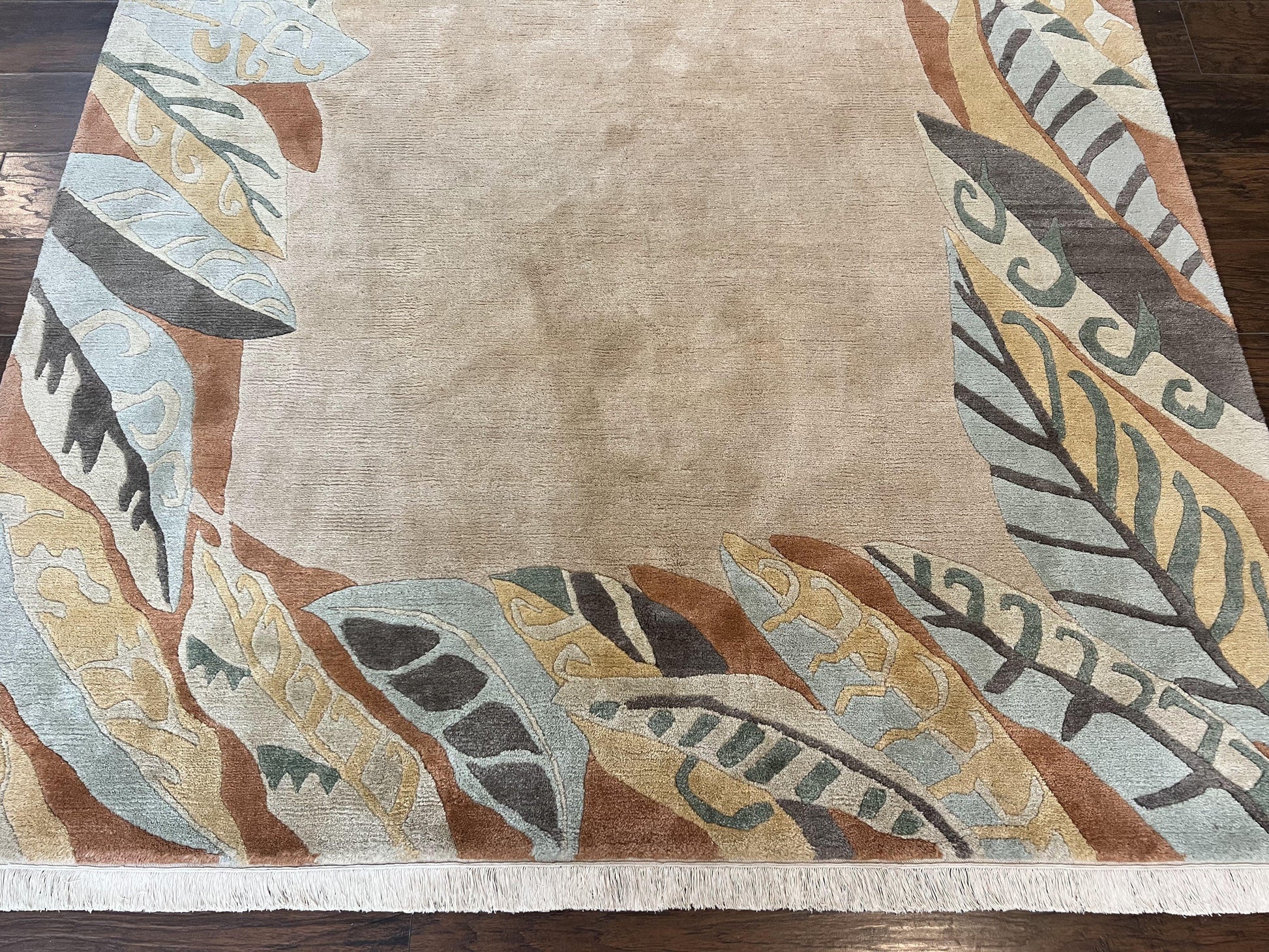 Modern Tibetan Rug 7x10, Soft Wool, Tufenkian Style Carpet, Tibet Nepali Rug, Open Field, Handmade Wool Rug - Nuvé