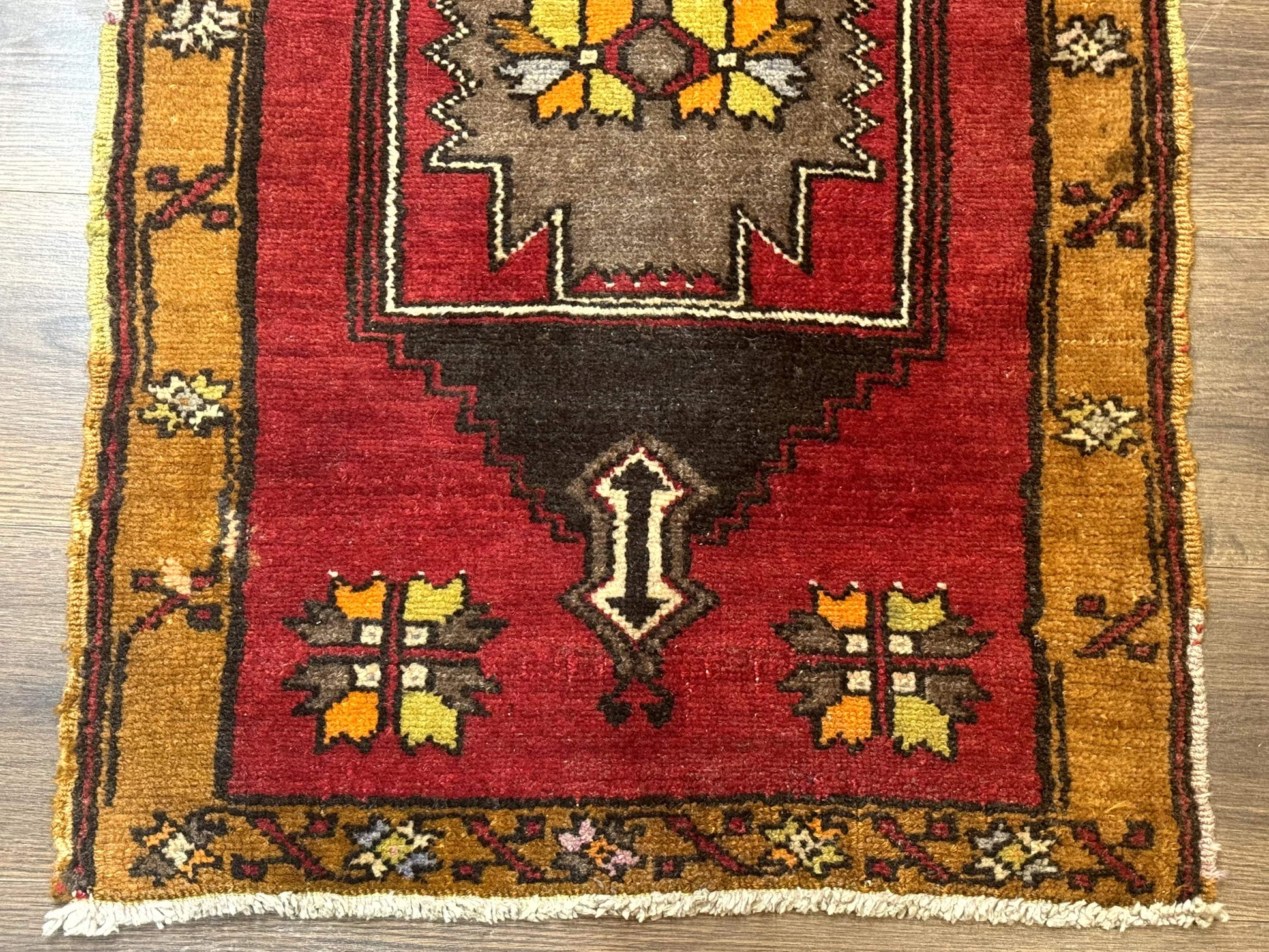 Turkish Yastik Rug 2x3, Geometric Medallion, Small Turkish Wool Rug, Red - Nuvé