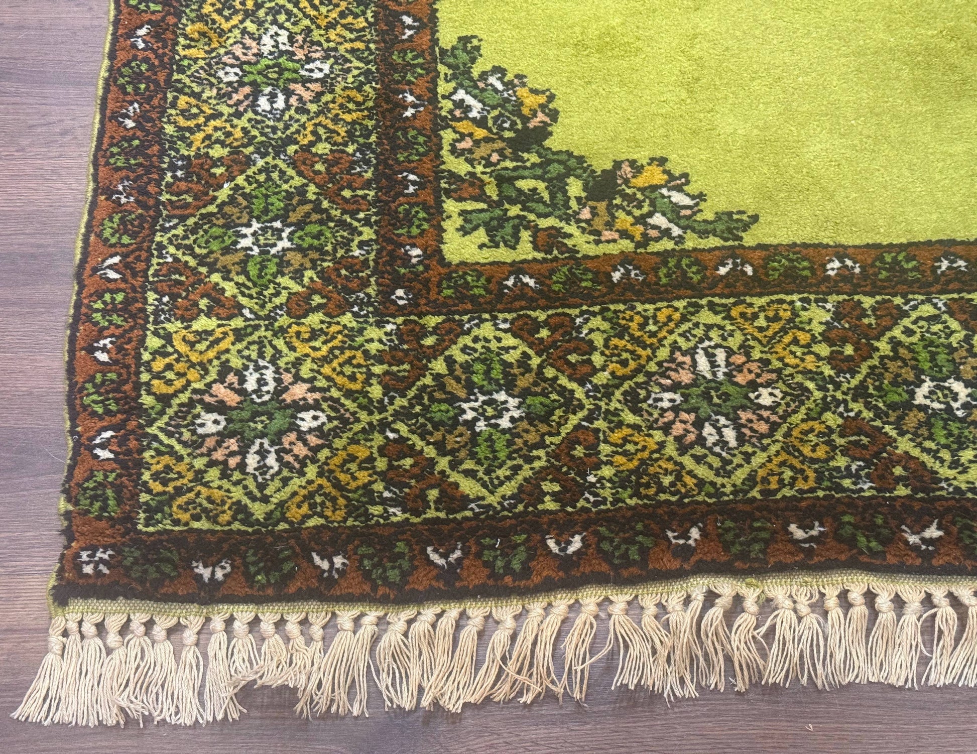 Moroccan Rug 6x8, Semi Open Field, Vintage, Lime Green, Wool Carpet - Nuvé