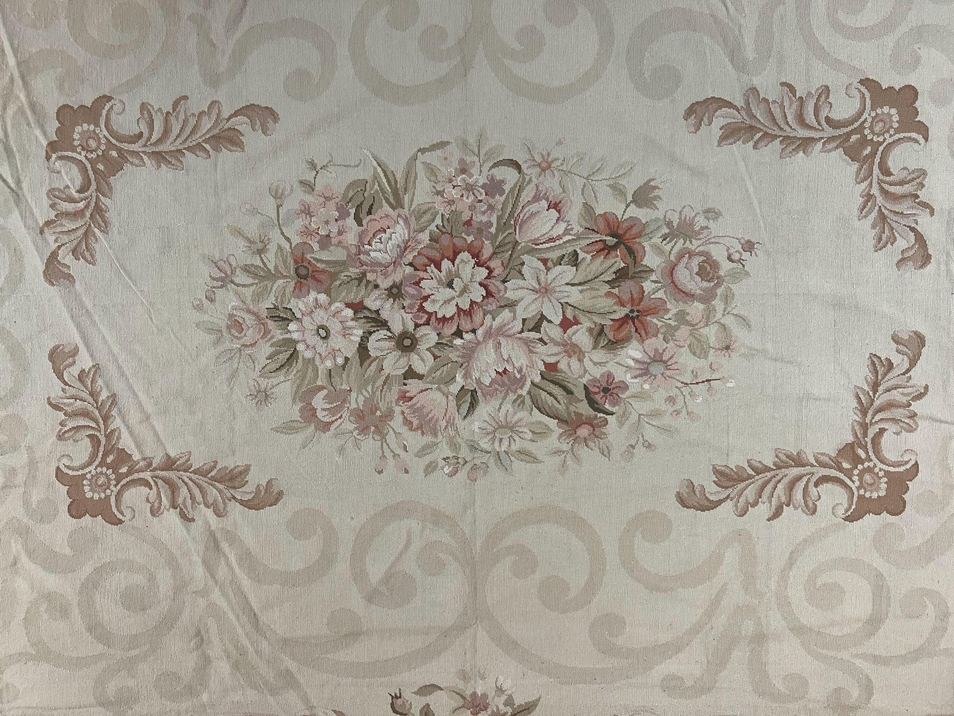 10x14 Aubusson Rug, Wool Handmade Vintage Carpet, French European Design, Elegant - Nuvé