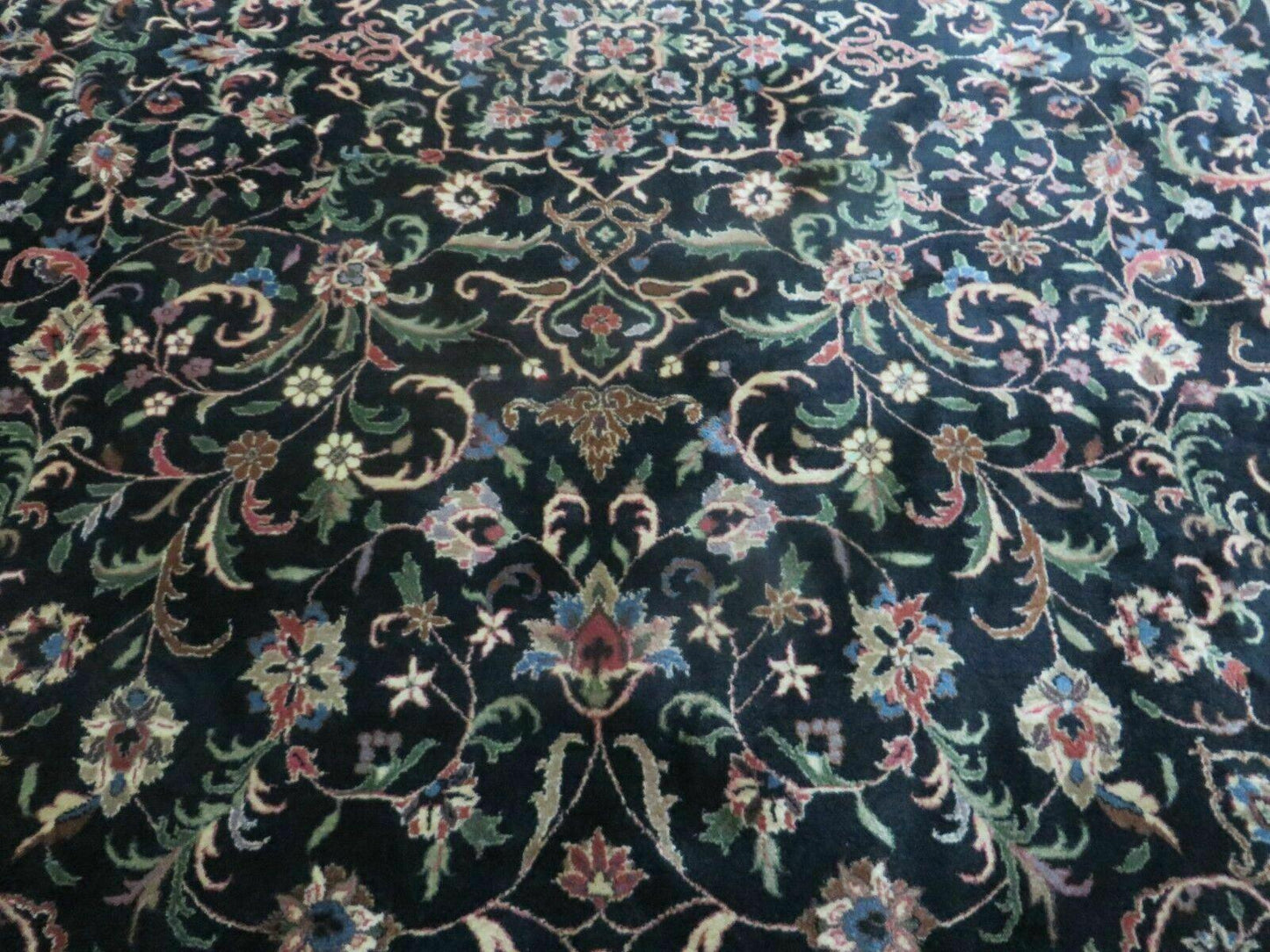 Indo Persian Rug 8x10, Wool Handmade Floral Carpet - Nuvé