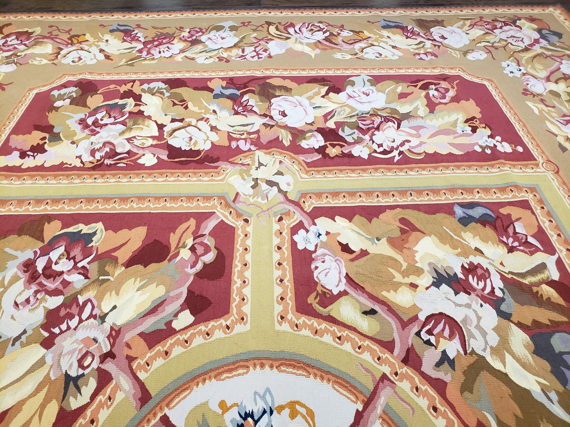 Vintage Chinese Aubusson Savonnerie Flat Pile Rug 9.9 x 14.5 Wool Handwoven Red & Khaki Large Flowers Rug 9x14 - 10x15 Michaelian Kolhberg - Nuvé