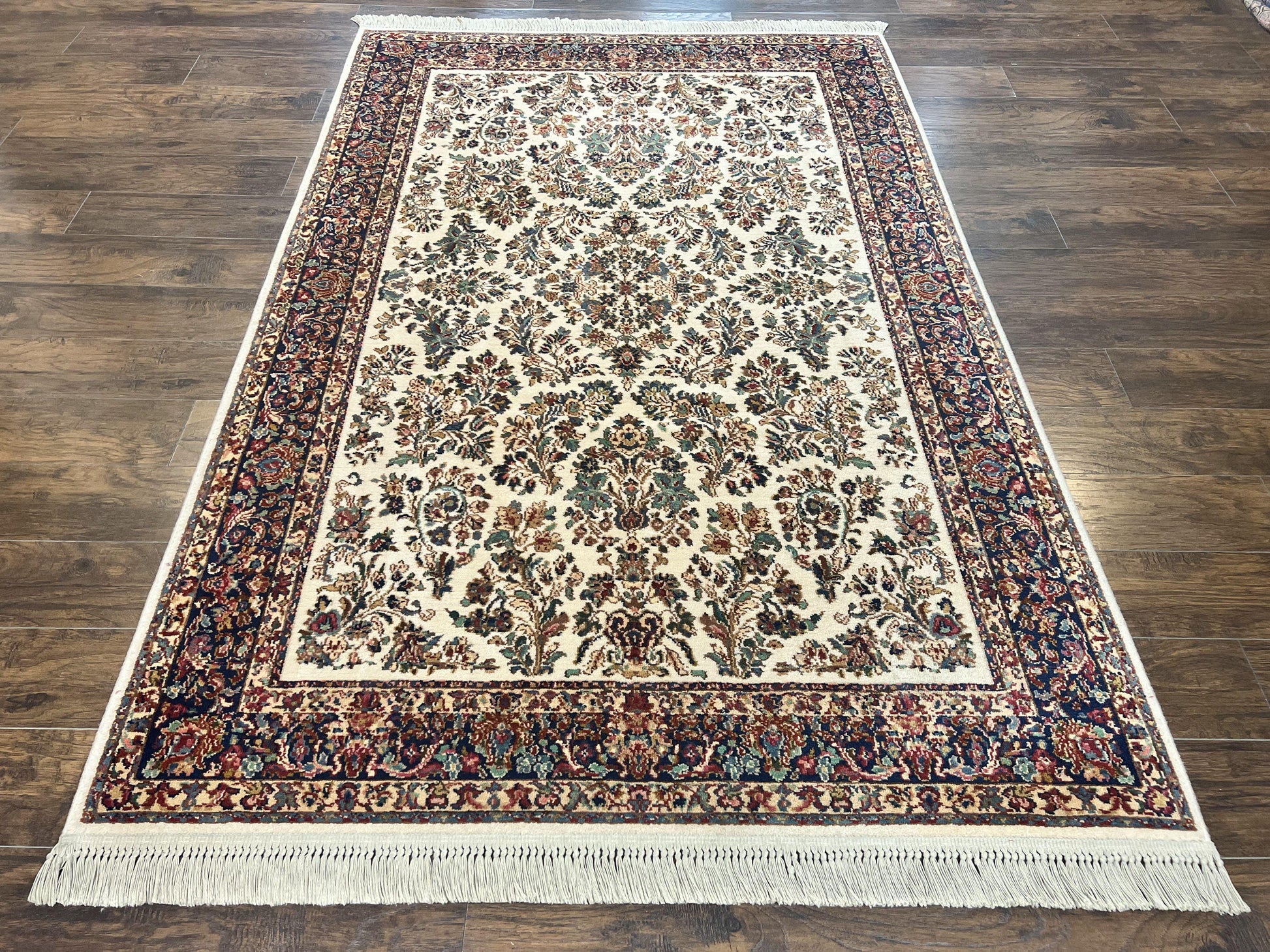 Karastan Rug 5.9 x 9, Ivory Sarouk #760, Wool Vintage Original Collection 700 Series - Nuvé