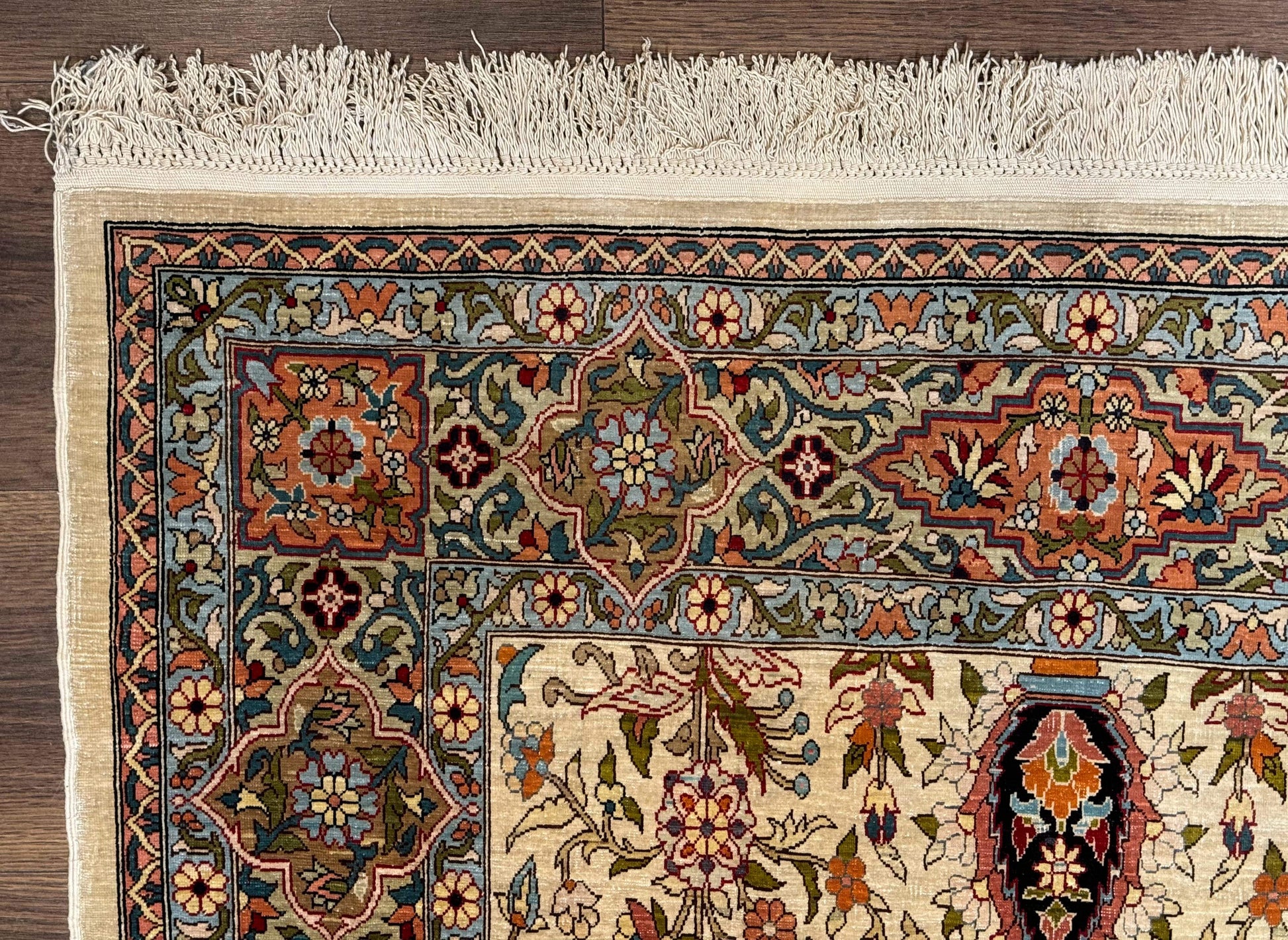 Rare Turkish Hereke Silk Rug 3x5, Tree of Life Persian Vase Design, Very Fine 440 KPSI, Signed - Nuvé
