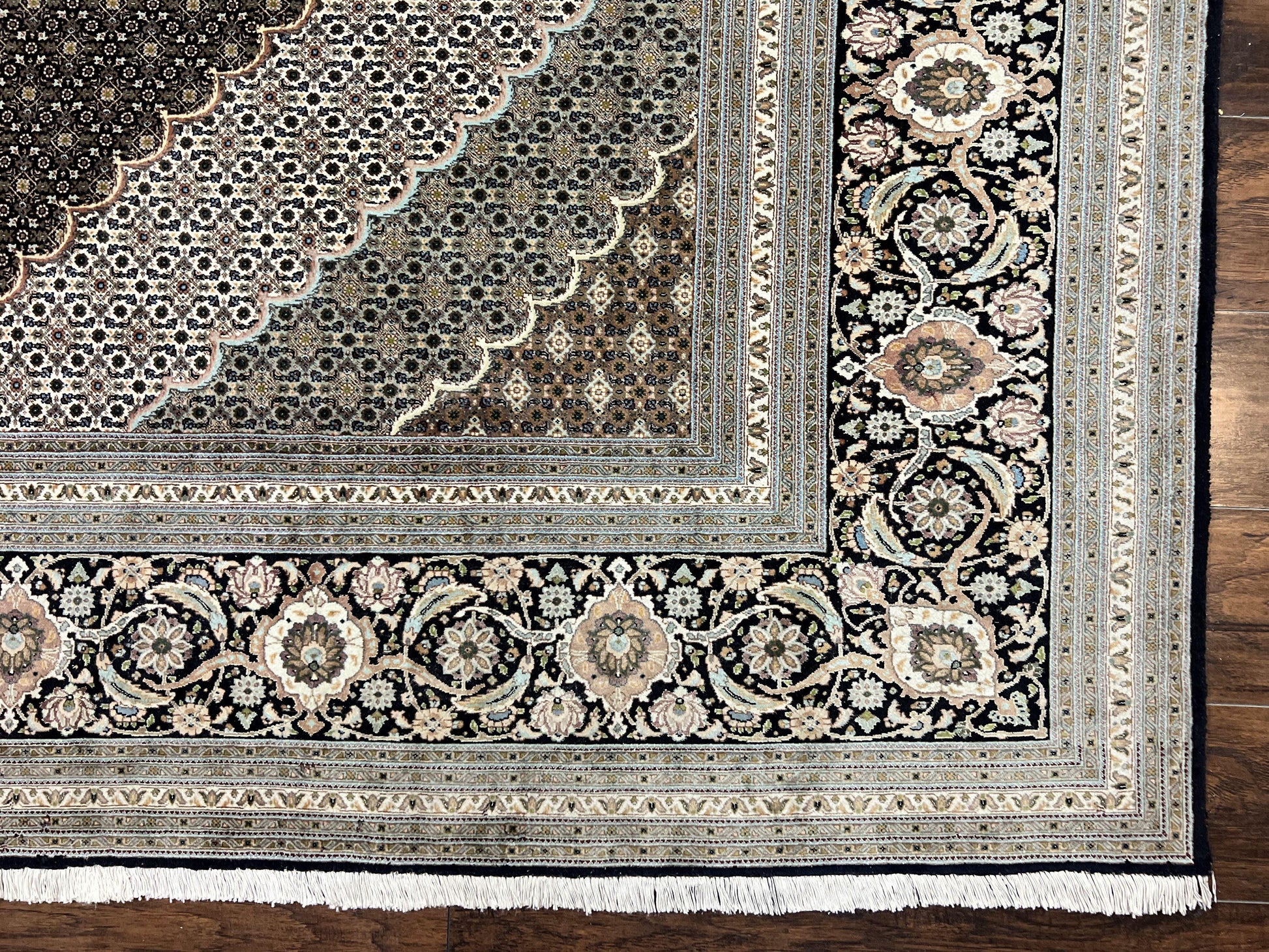 Exquisite Persian Tabriz Rug - 10x13, 400 KPSI, Herati Pattern - Nuvé