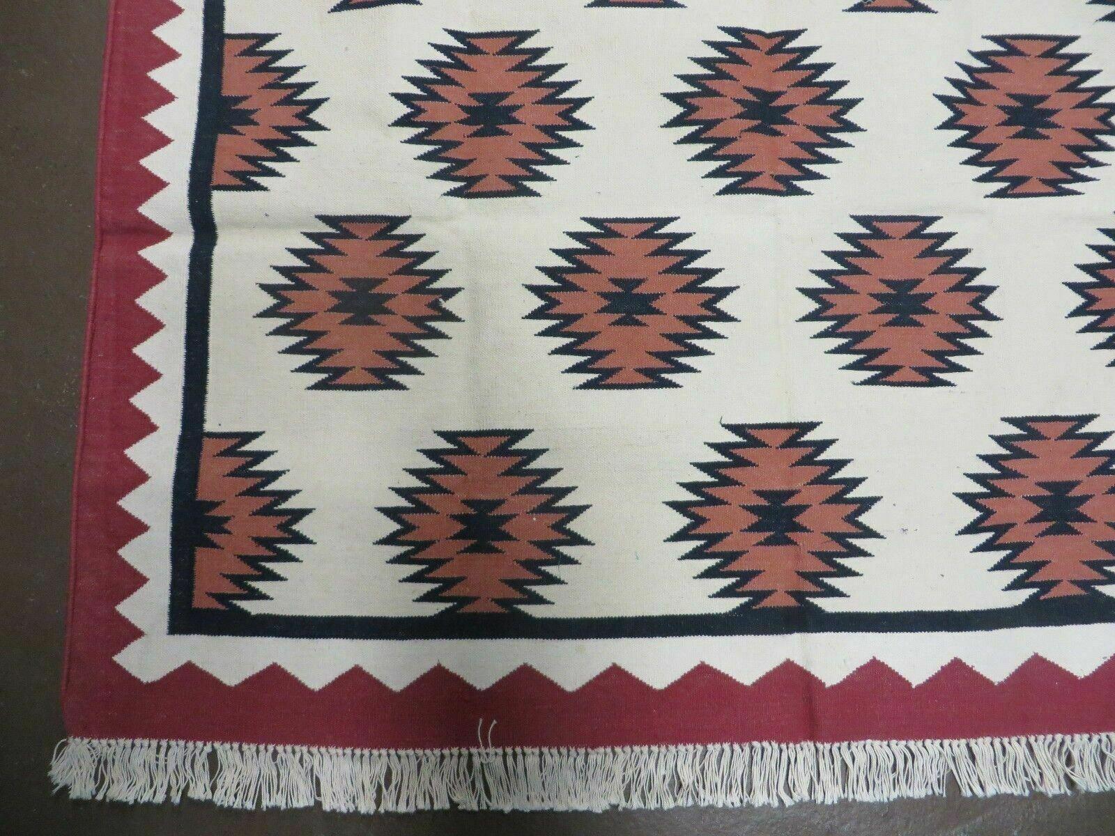 5' X 8' Hand Woven Wool Rug Contemporary Kilim Dhurrie Modern Oriental Area Rug - Nuvé