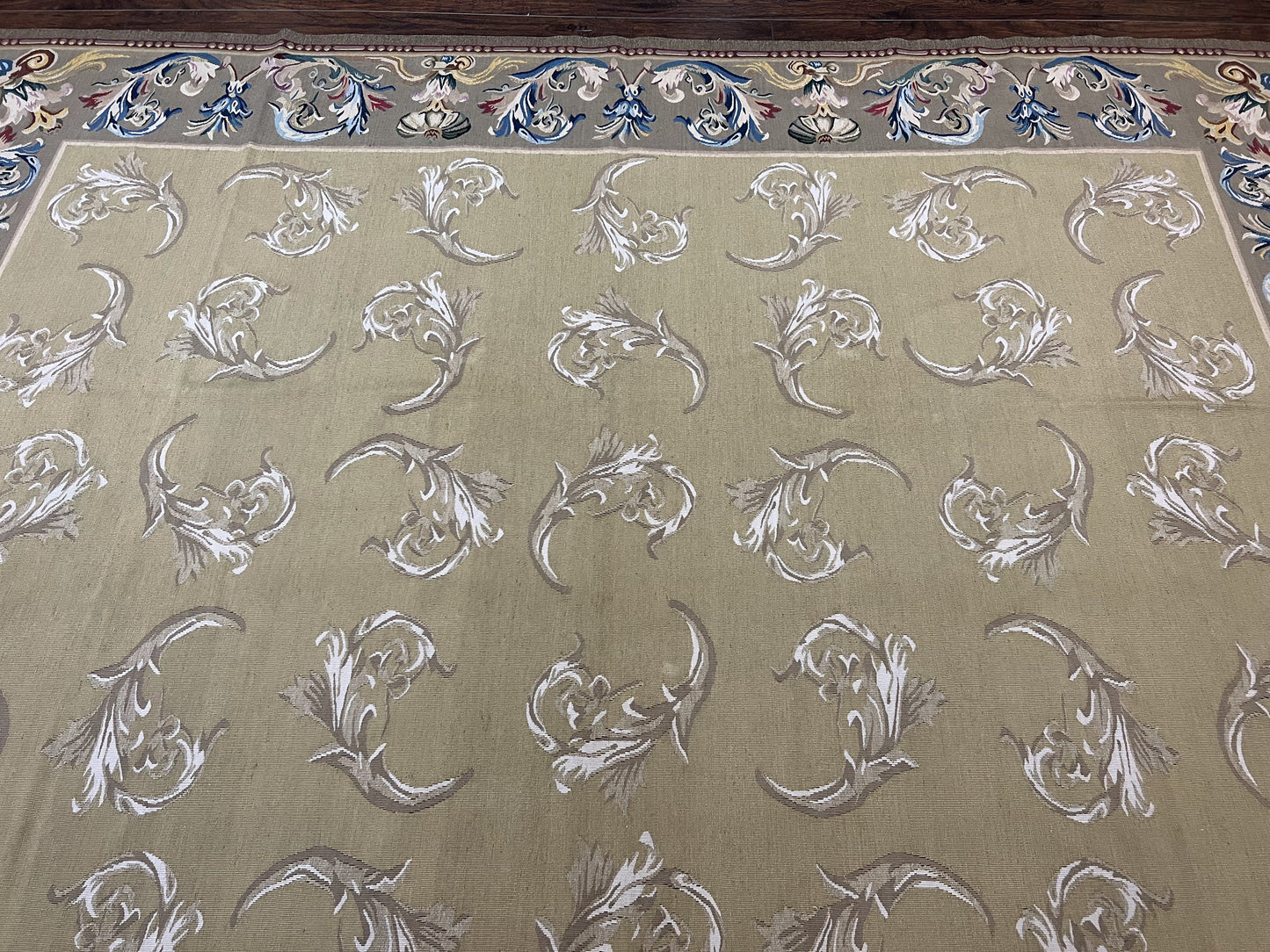 Vintage Aubusson Flatweave Area Rug 9x12, Aubusson Weave, Wool, Beige, Handmade, French European Design, 8'9" x 11'9" - Nuvé