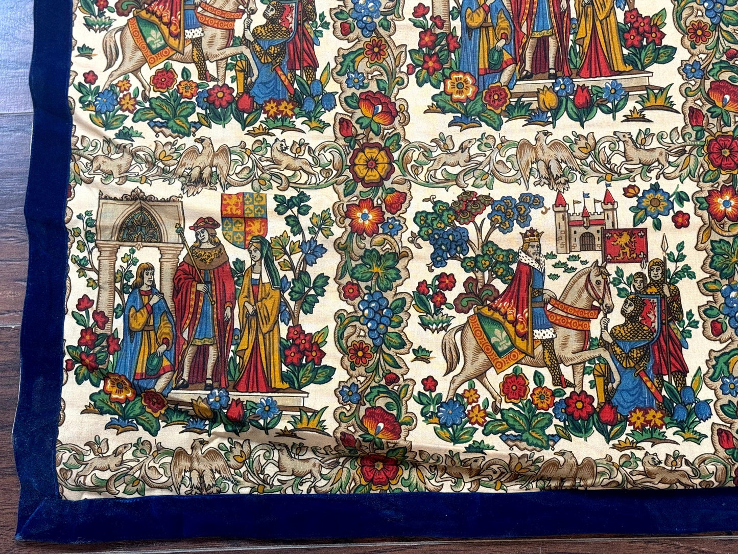 Vintage European Tapestry 4x4, Medievel Design - Nuvé
