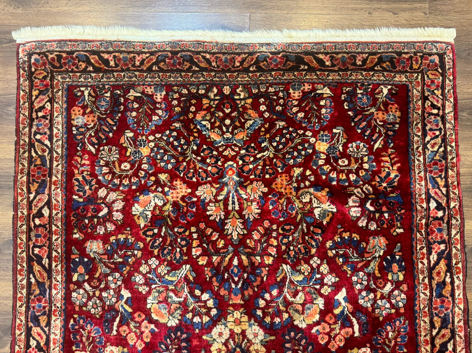 Antique Persian Sarouk Rug 4x6, Floral, Red, Wool Hand Knotted Fine 225 KPSI - Nuvé