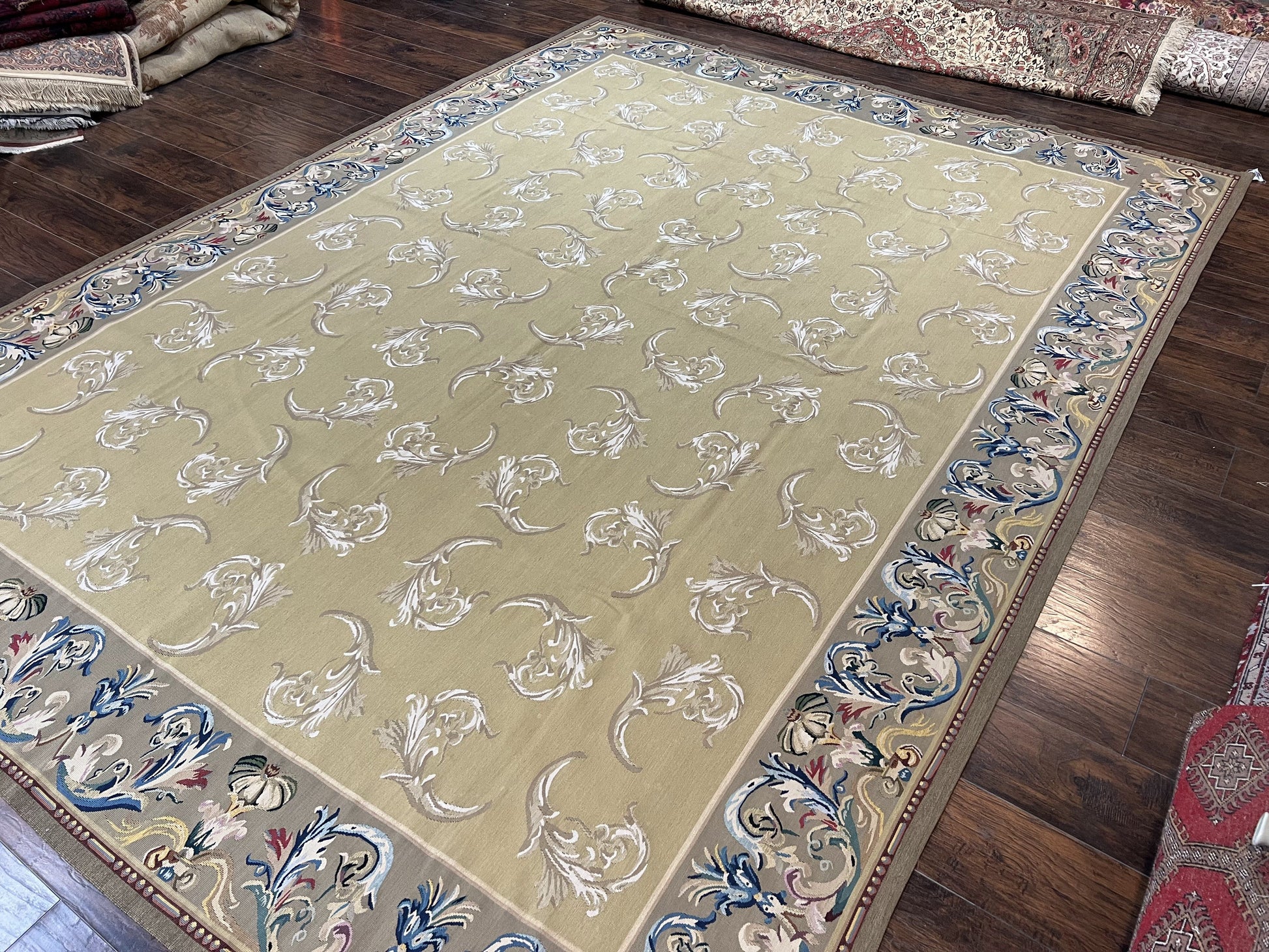 Vintage Aubusson Flatweave Area Rug 9x12, Aubusson Weave, Wool, Beige, Handmade, French European Design, 8'9" x 11'9" - Nuvé
