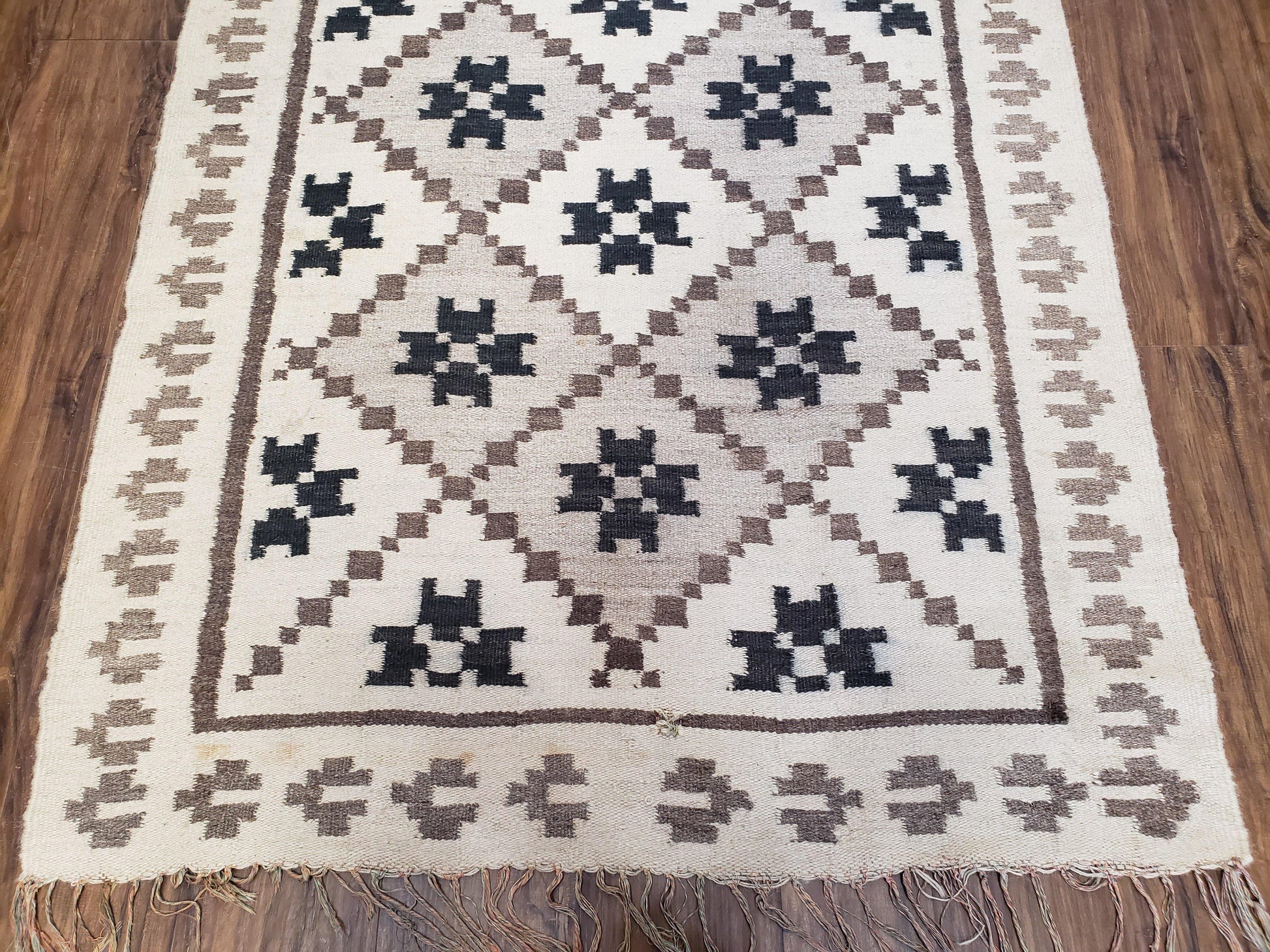 Semi Antique South American Blanket 4x8, Wool Hand-Woven Flatweave Kilim Rug, Handmade Antique Vintage Runner, Ivory & Blue, Diamond Panel - Nuvé