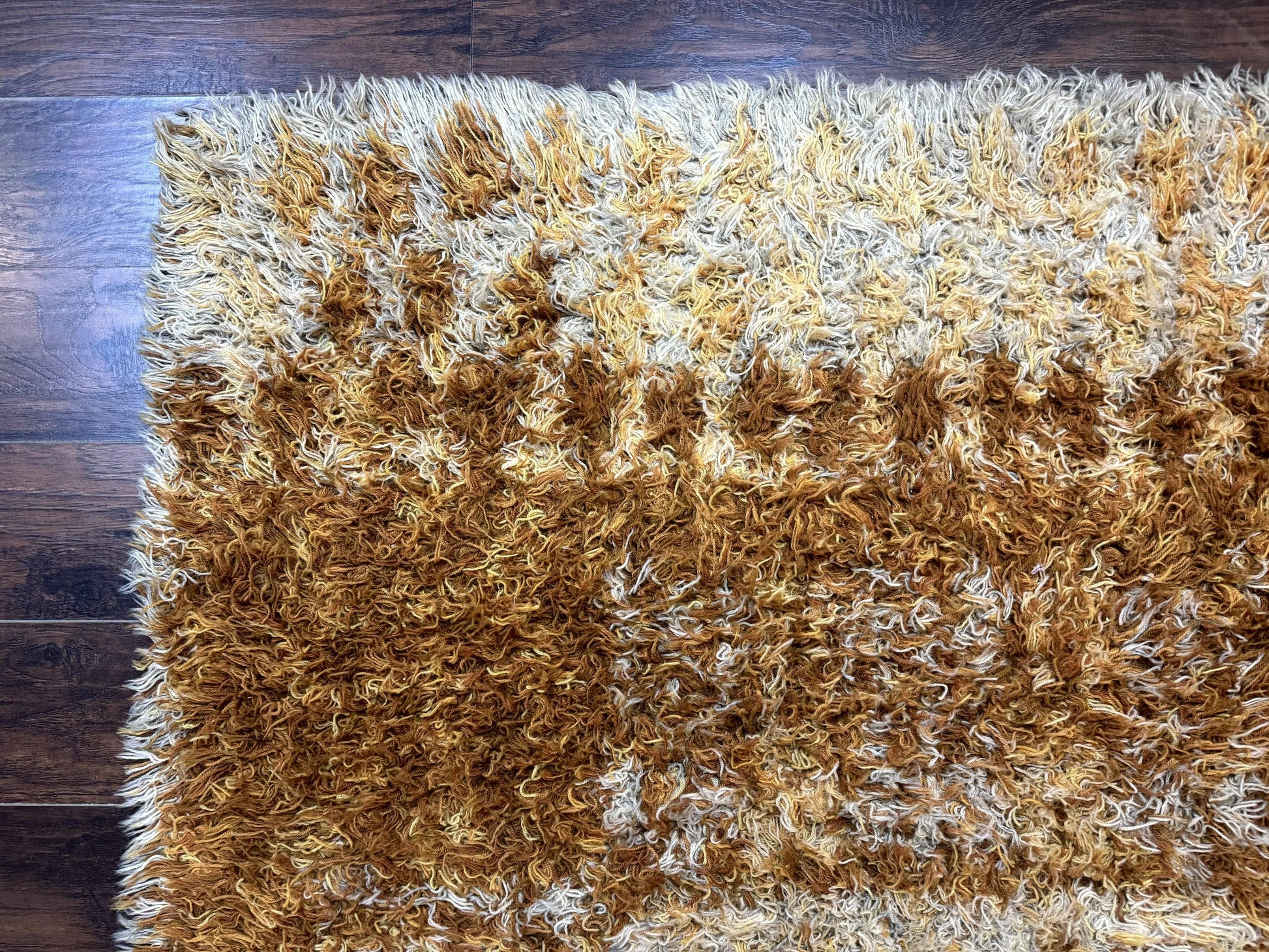 Vintage Rya Shag Rug 5.5 x 7.7 - Nuvé