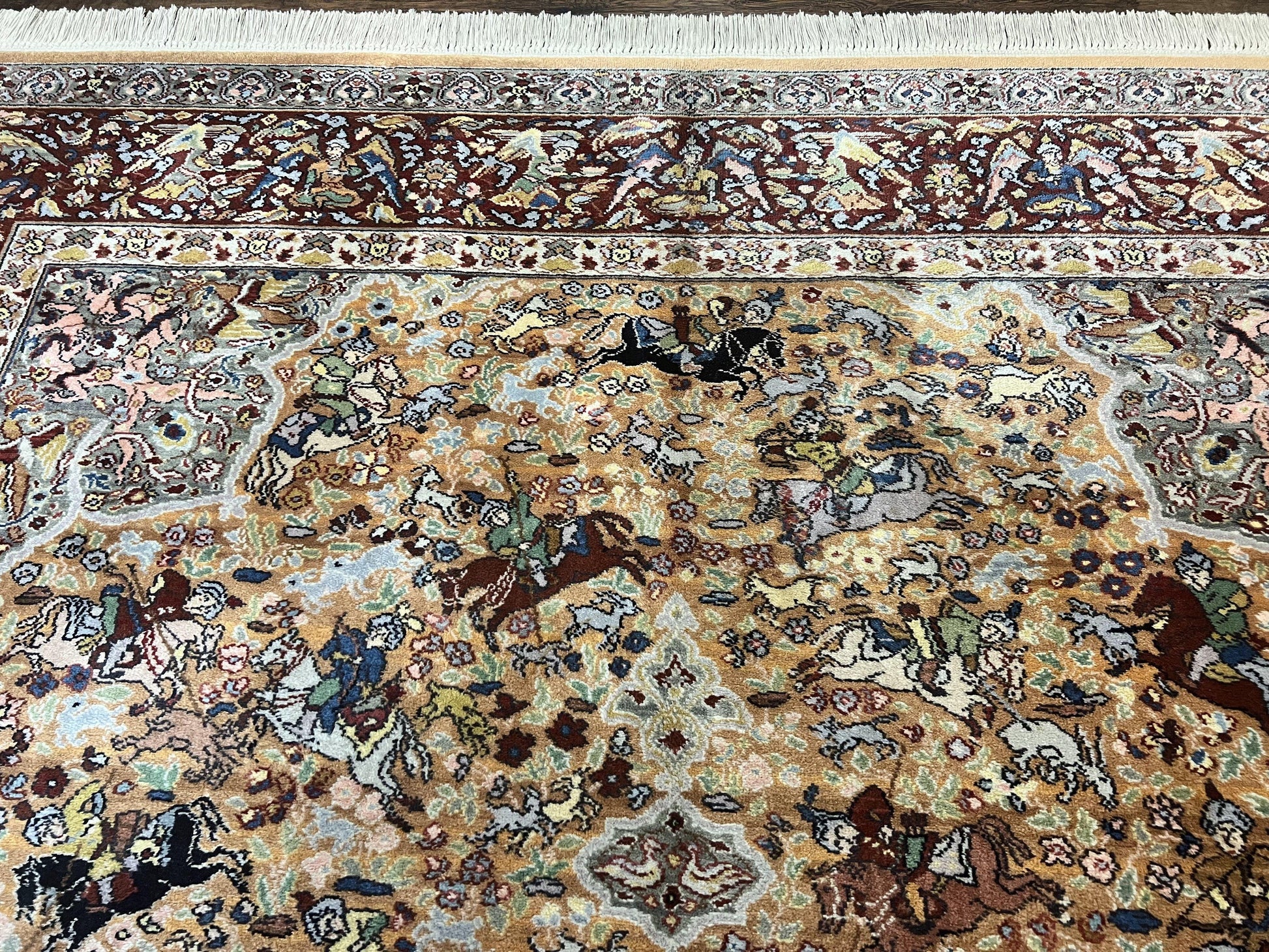 Karastan Rug 8.8 x 12 Persian Hunting Rug #723, Wool Pile - Nuvé