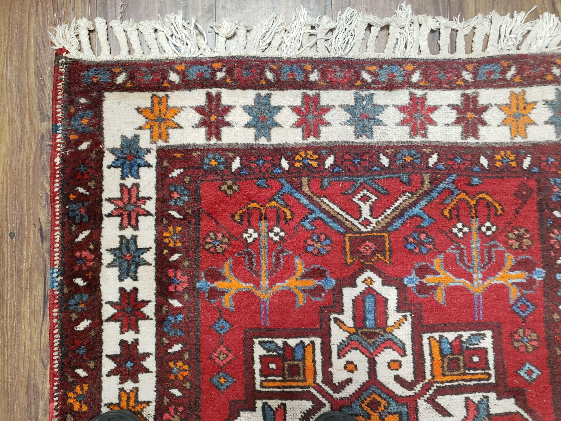 Antique Persian Heriz Karajeh Runner Rug, Red, Hand-Knotted, Wool, 3' 3" x 10' 11" - Nuvé