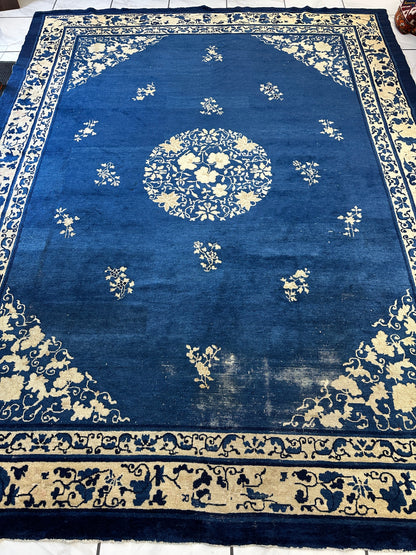 Hand-Knotted Antique Chinese Peking Wool Rug – 9’ x 11’5” – Distressed Blue, 19th Century - Nuvé