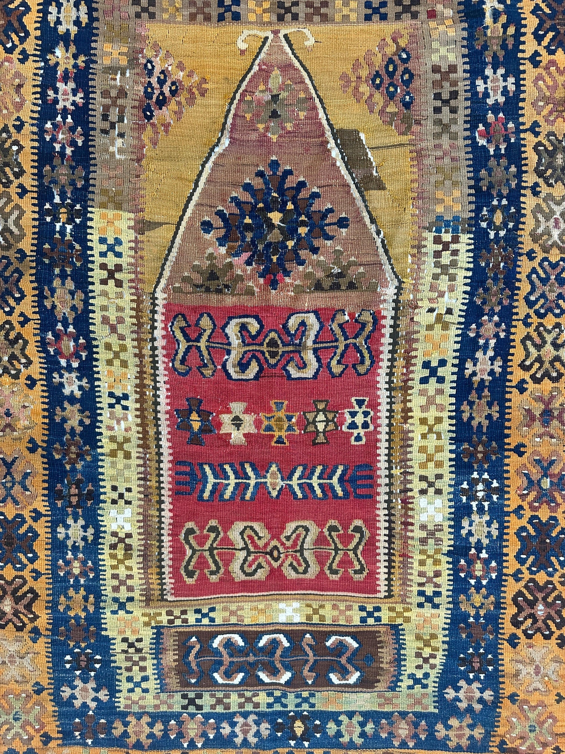 Antique Anatolian Wool Prayer Rug 4’ x 6’6” - Nuvé