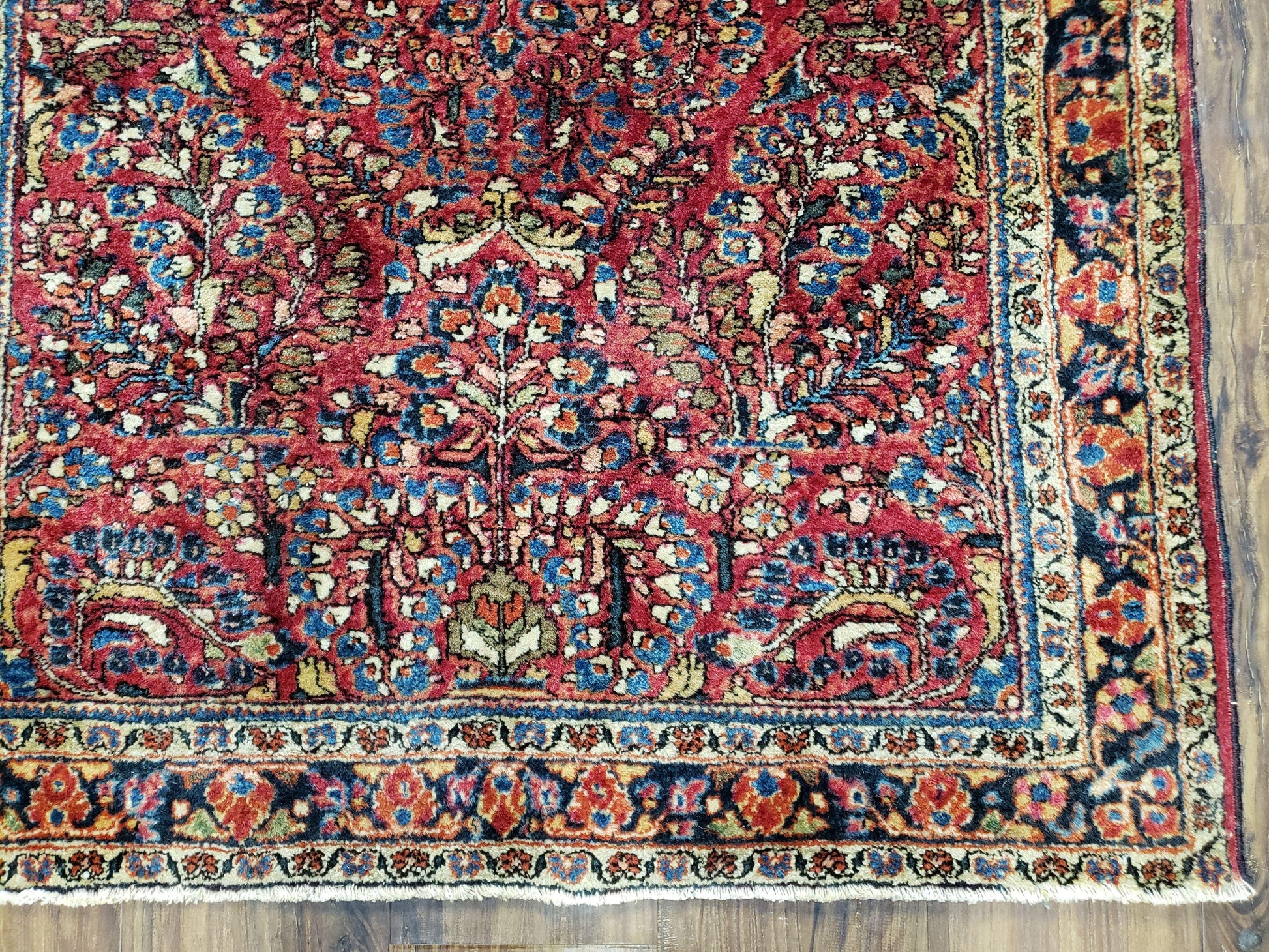 Antique Persian Sarouk Rug, Red, Allover Floral Pattern, Hand-Knotted, Wool, 3'4" x 4'10" - Nuvé