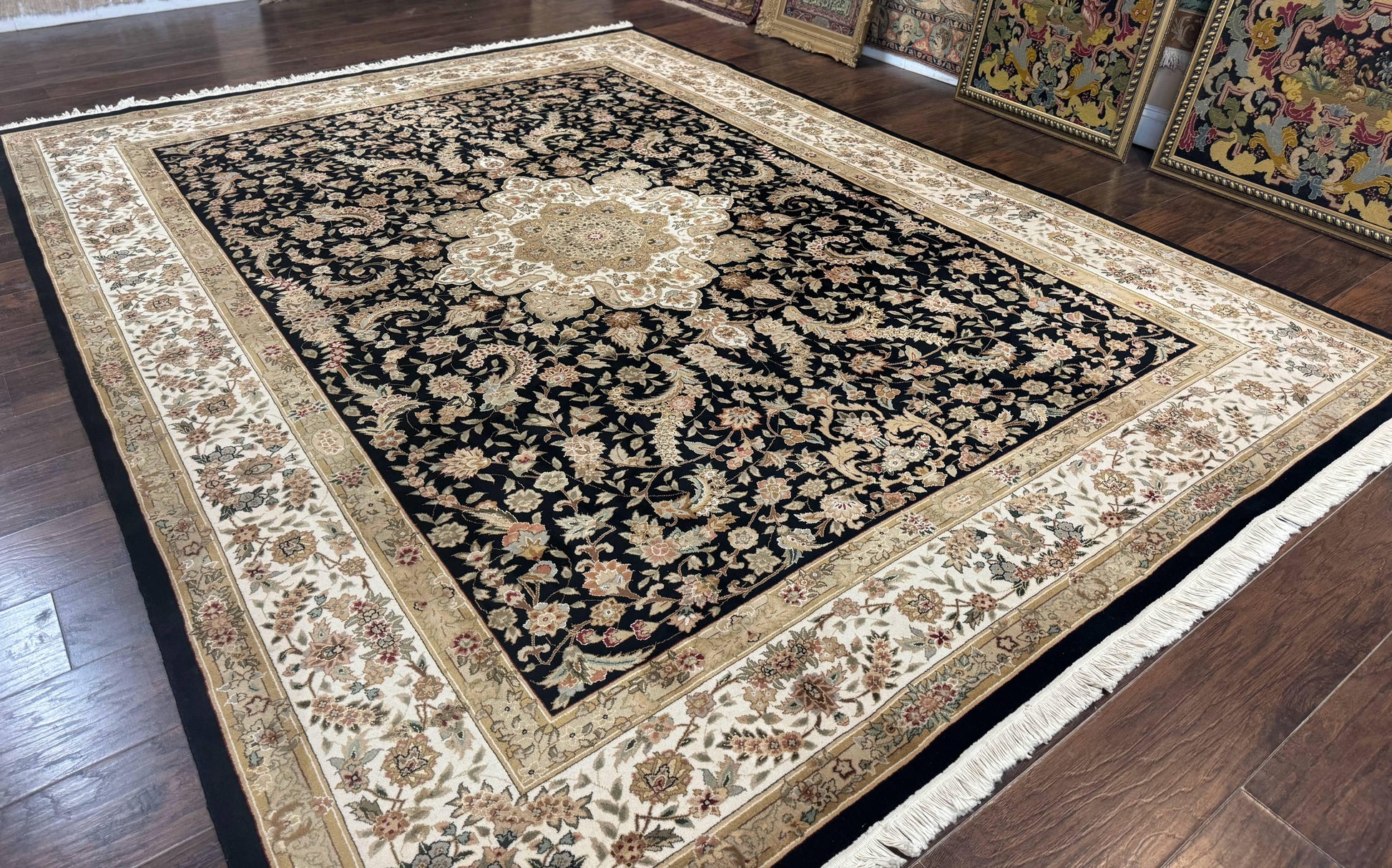 Sino Persian Rug 9x12, Floral Medallion, Black and Ivory, Elegant - Nuvé