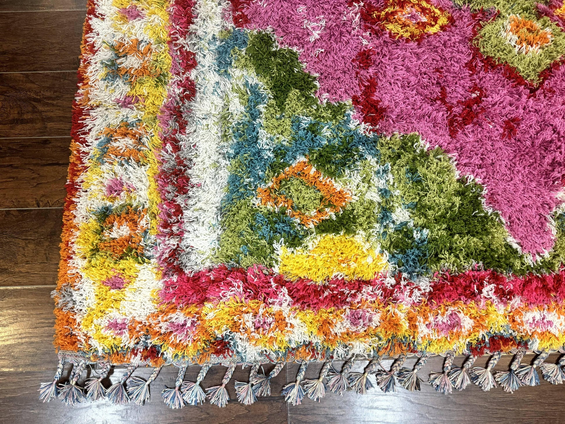 Colorful Shag Rug 8x10, Fuchsia and Multicolor - Nuvé