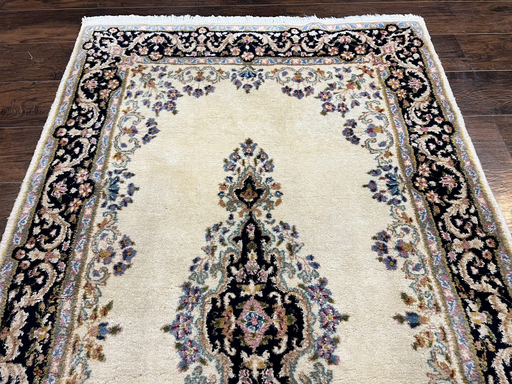 Persian Kirman Rug 4x7, Wool Hand Knotted Antique Carpet, Beige, Semi Open Field Medallion Rug, Traditional Handmade Oriental Rug - Nuvé