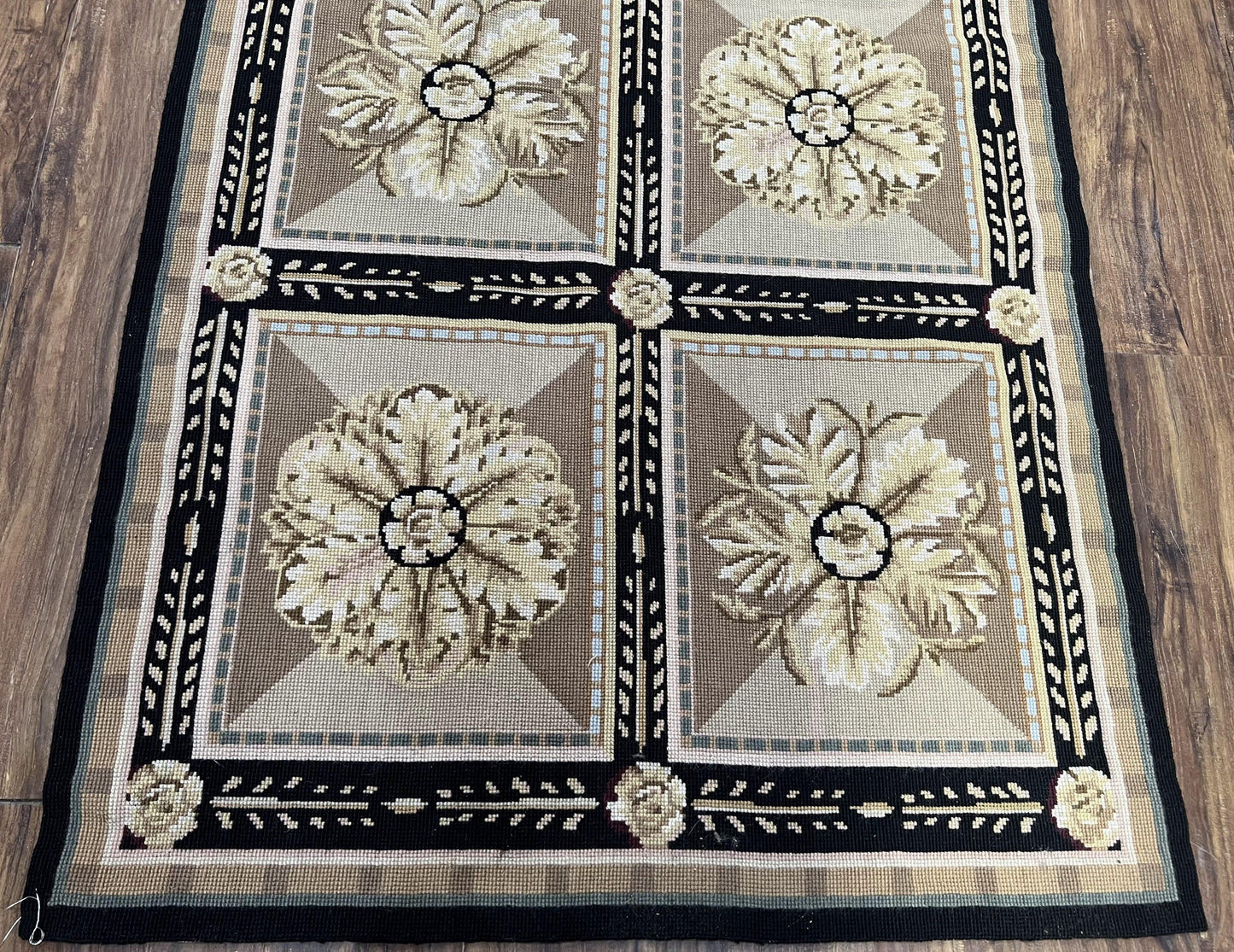 Needlepoint Runner Rug 3x8 Panel Design Rug, Flatweave Runner Rug, English Design, Floral, Short Runner Rug, Black and Beige Wool Hand-Woven - Nuvé